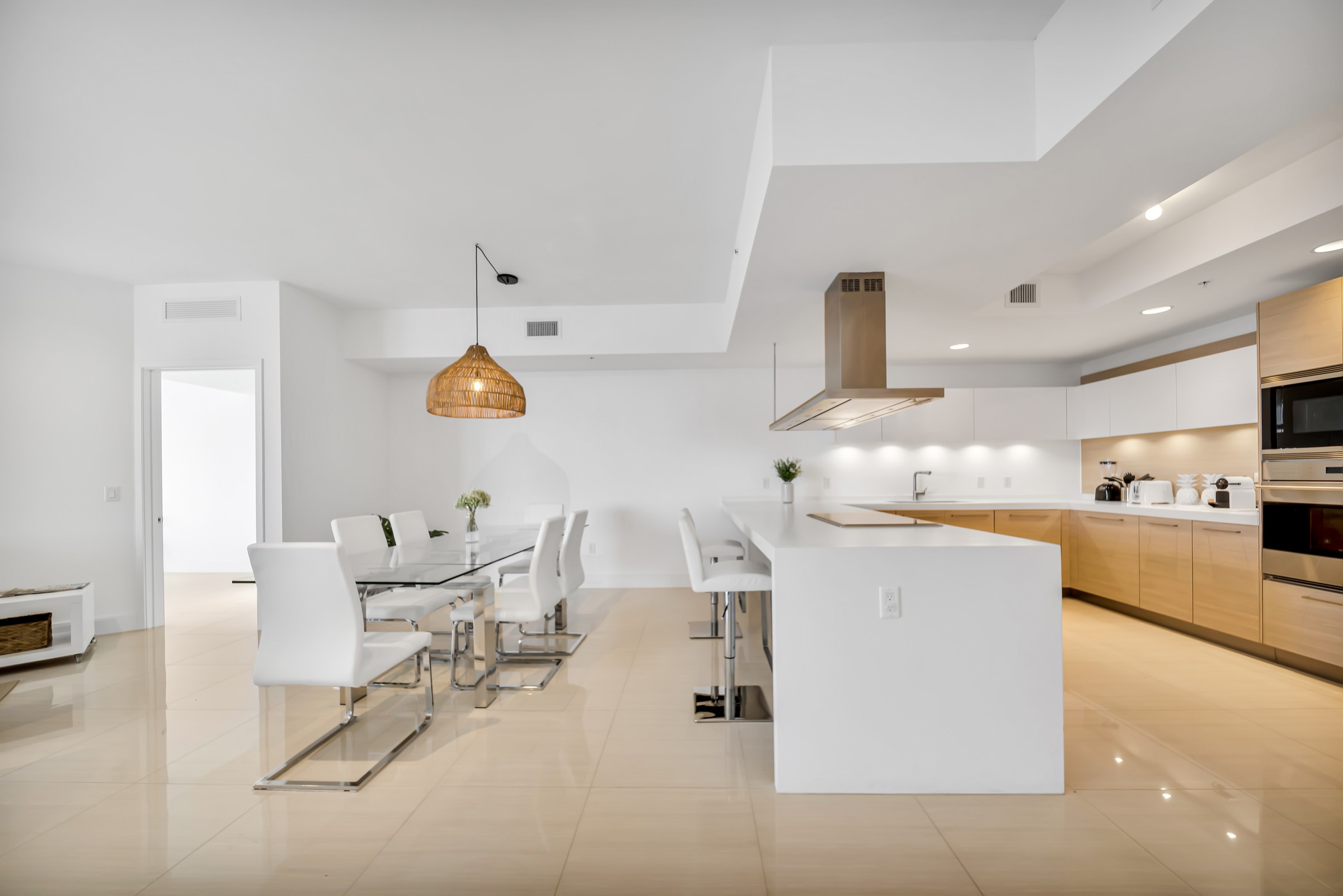 17301 Biscayne Boulevard North Miami Beach FL 33160