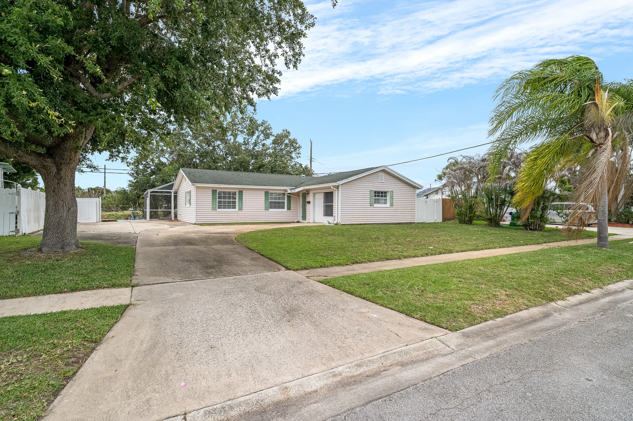 586 Louvre Drive Melbourne FL 32935