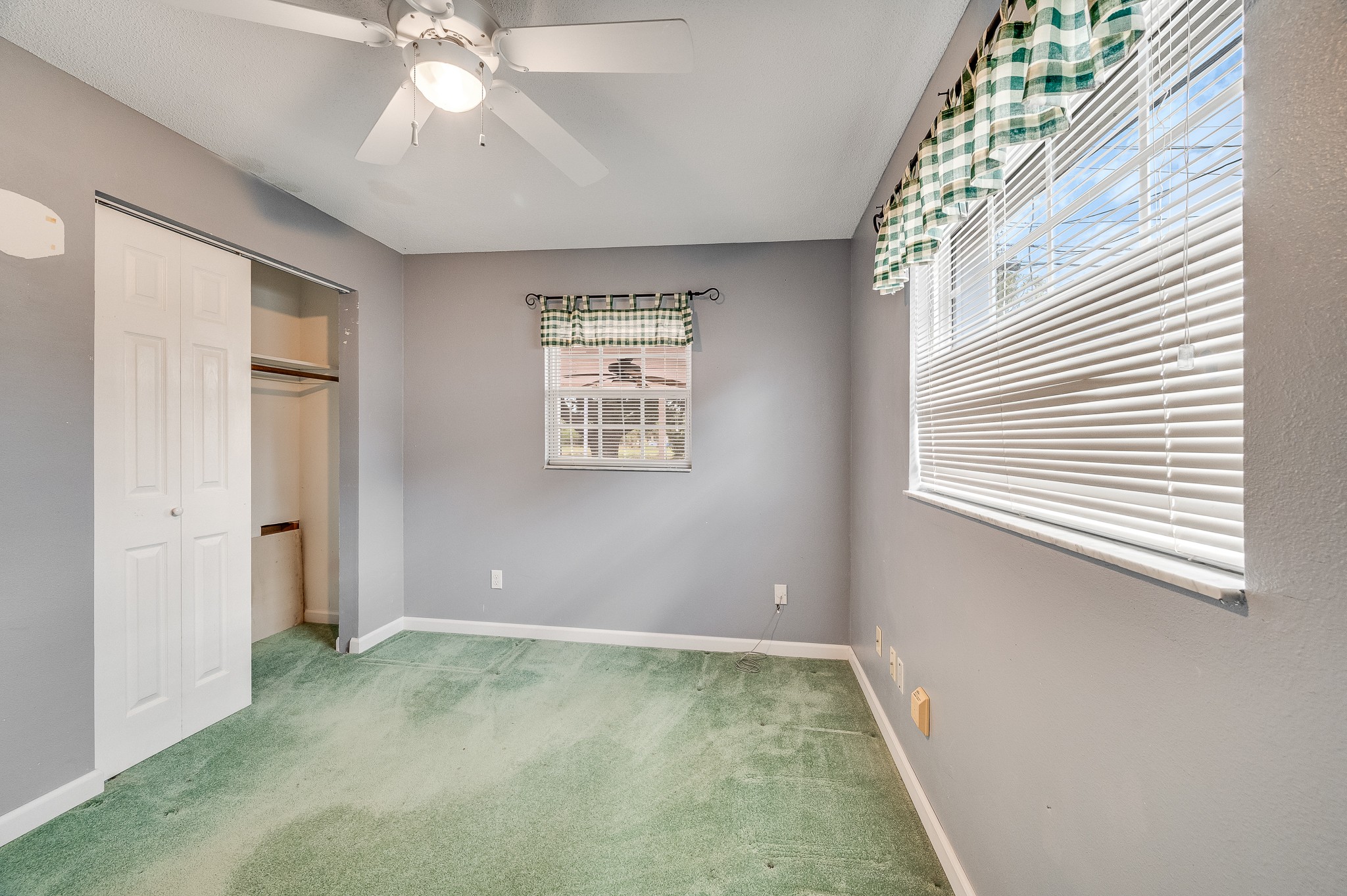 586 Louvre Drive Melbourne FL 32935