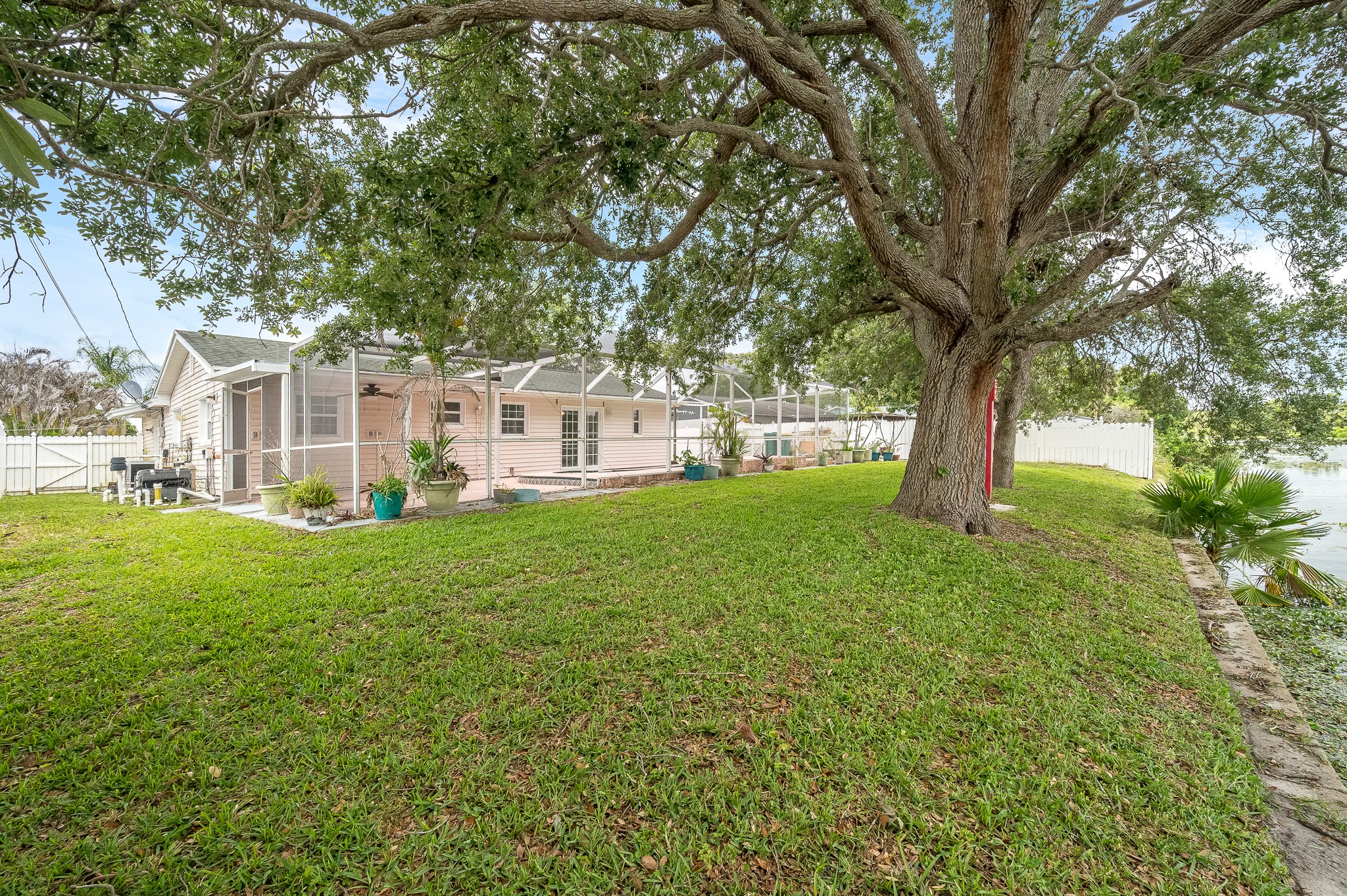 586 Louvre Drive Melbourne FL 32935