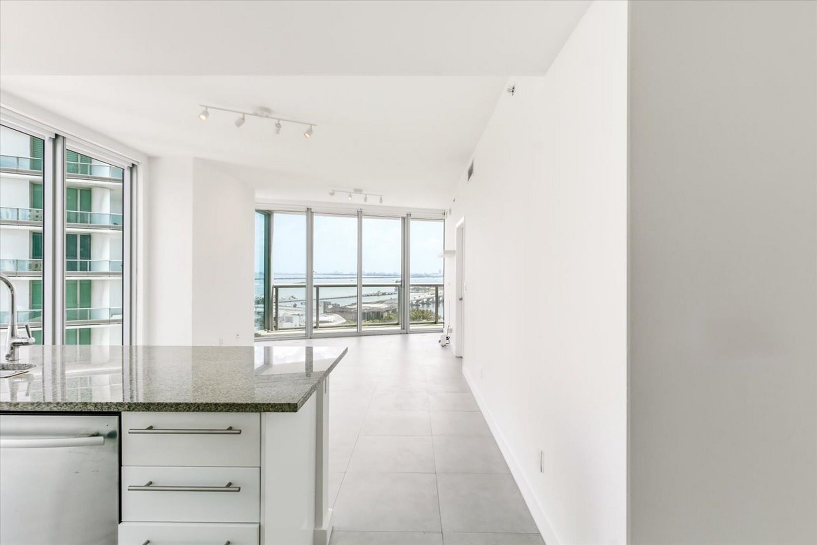 888 Biscayne Boulevard Miami FL 33132