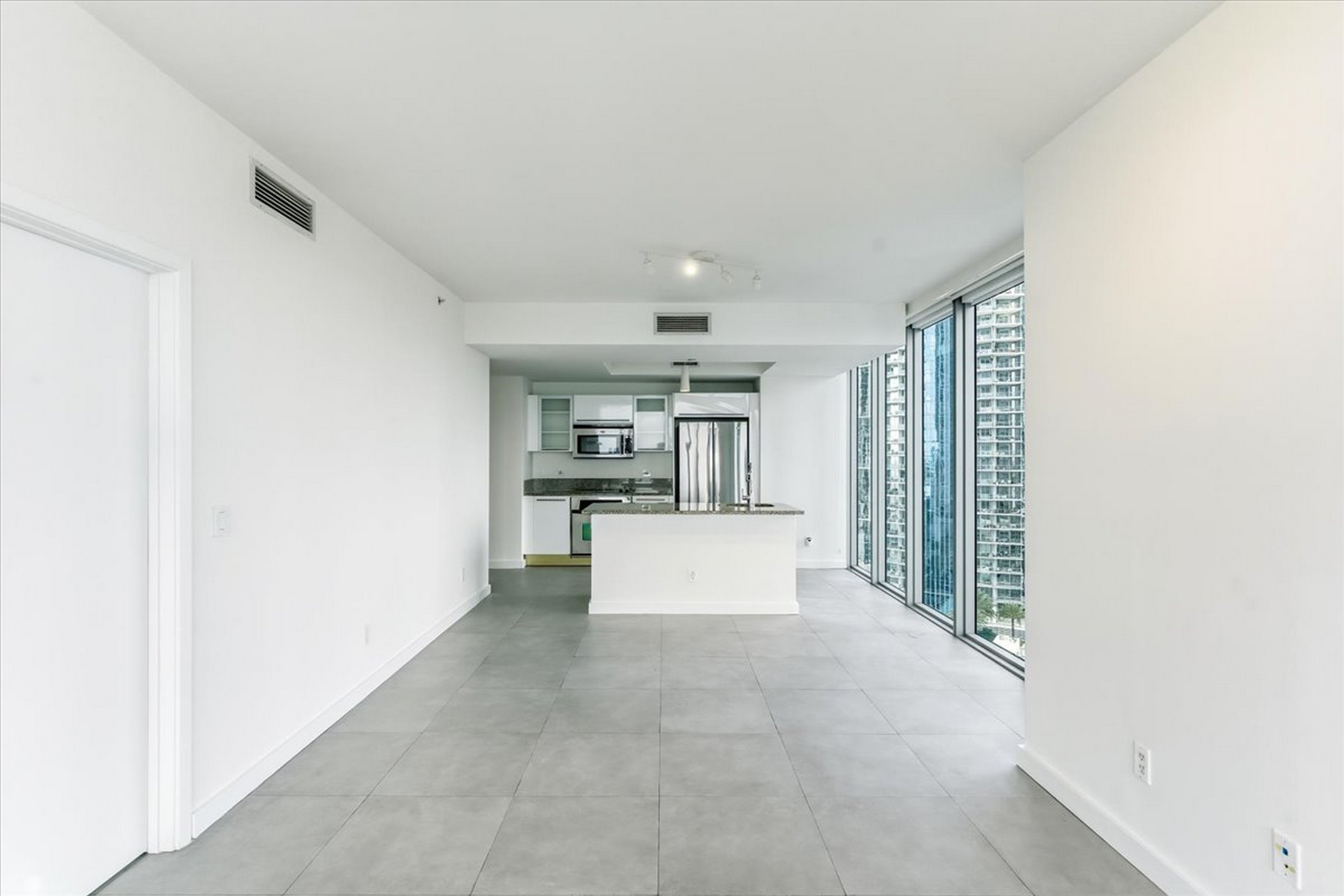 888 Biscayne Boulevard Miami FL 33132