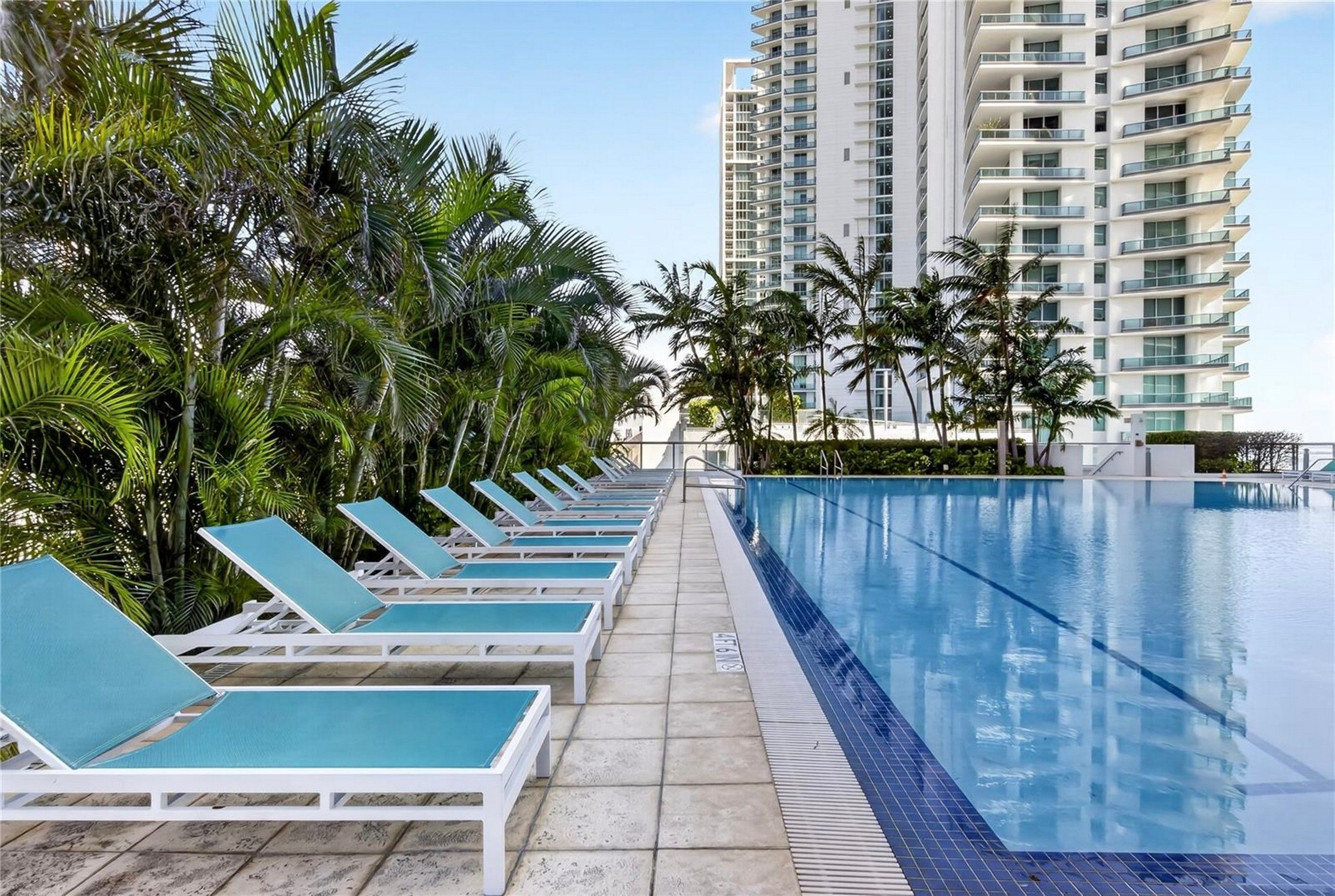 888 Biscayne Boulevard Miami FL 33132