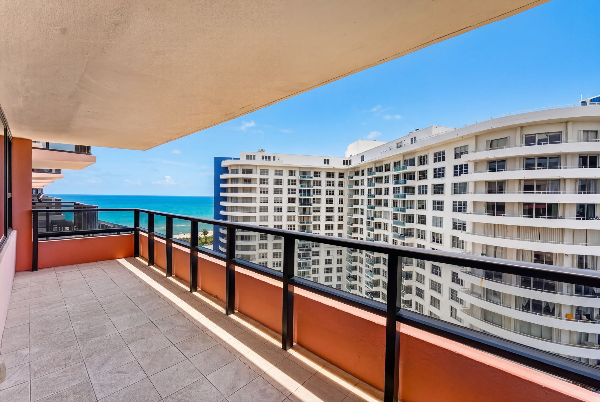 5225 Collins Avenue Miami Beach FL 33140
