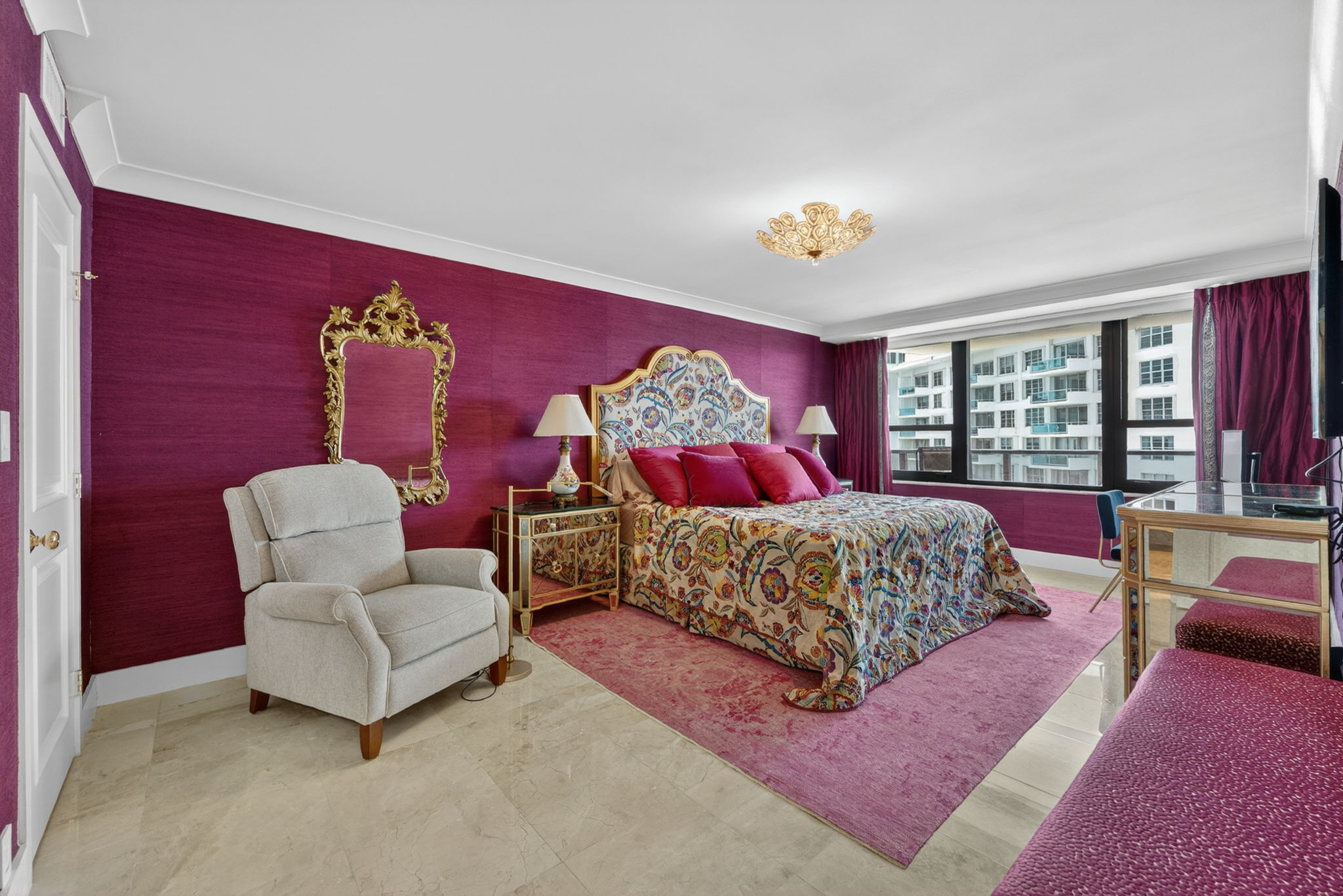 5225 Collins Avenue Miami Beach FL 33140