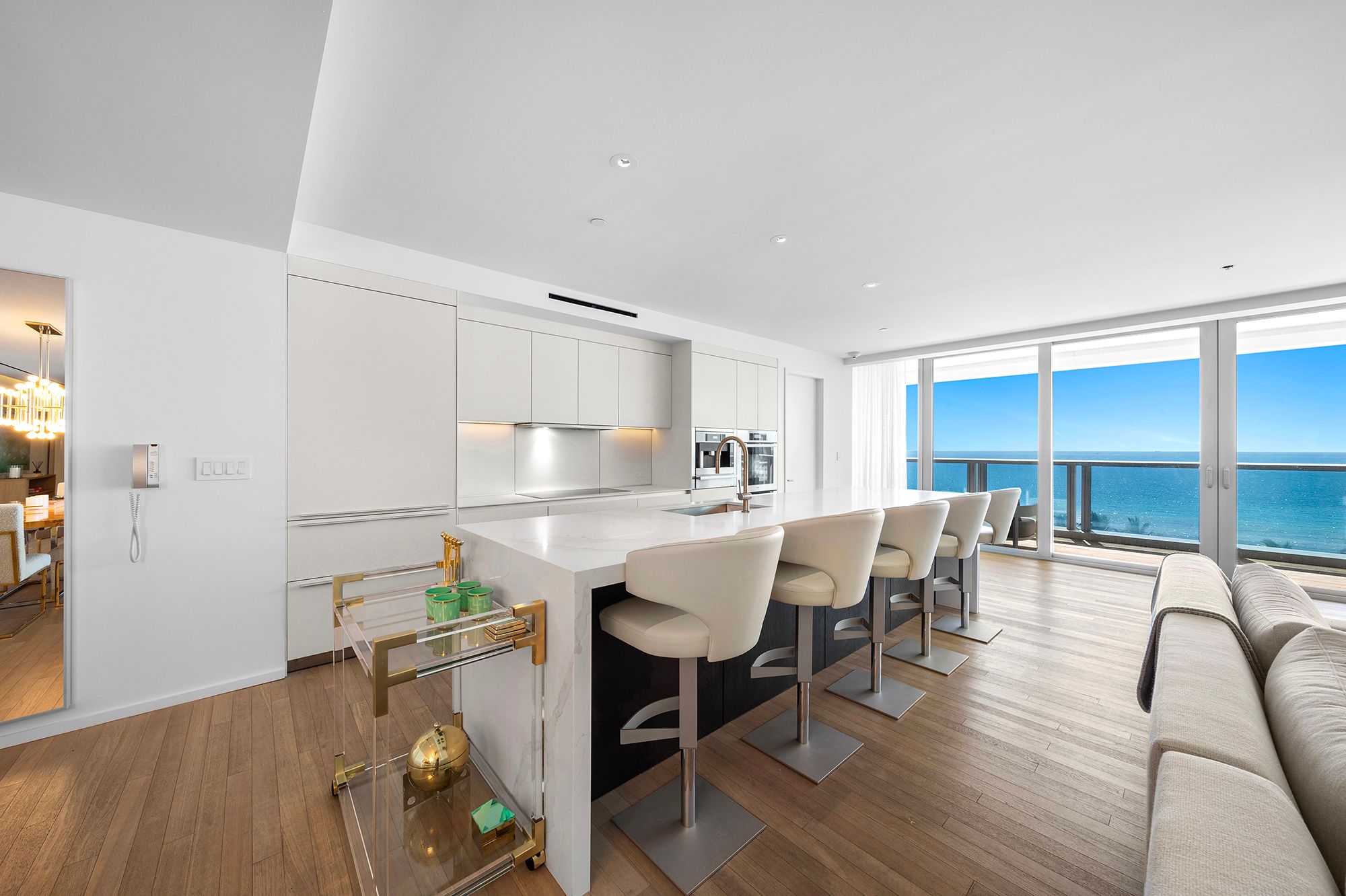 2901 Collins Avenue Miami Beach FL 33140