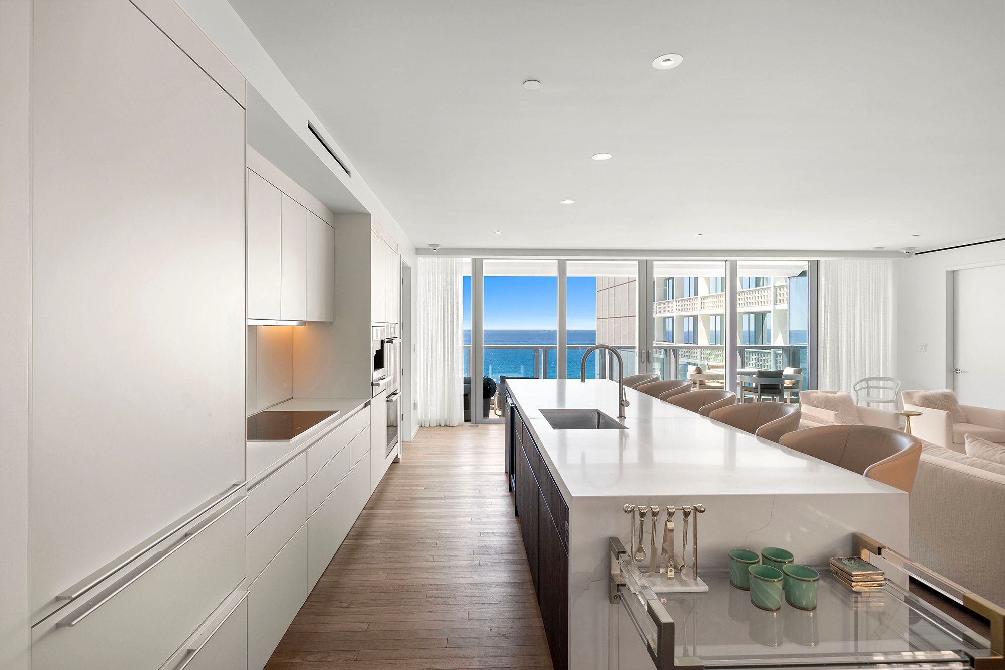 2901 Collins Avenue Miami Beach FL 33140
