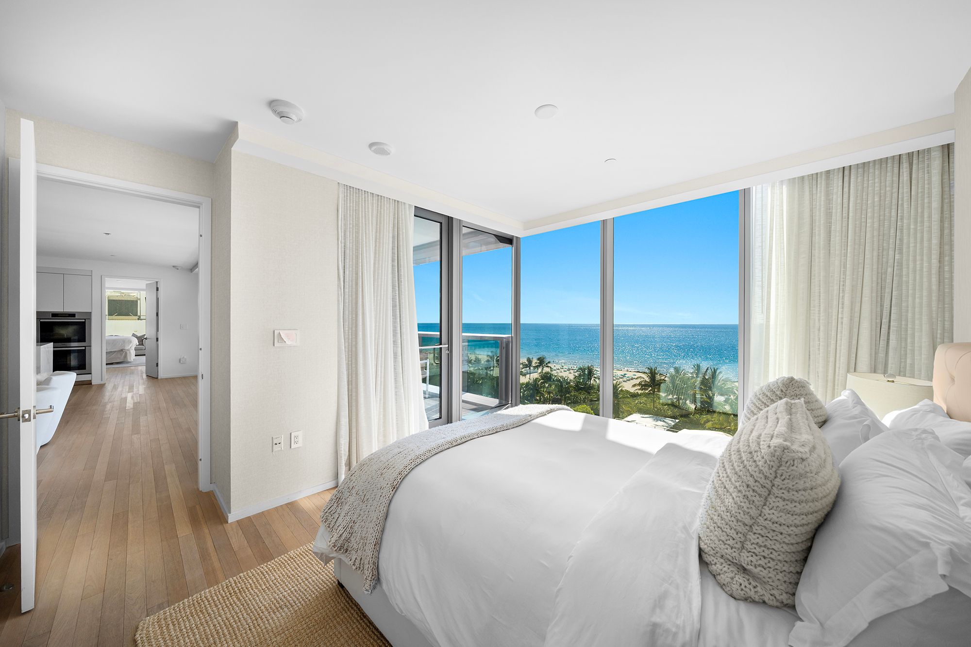 2901 Collins Avenue Miami Beach FL 33140
