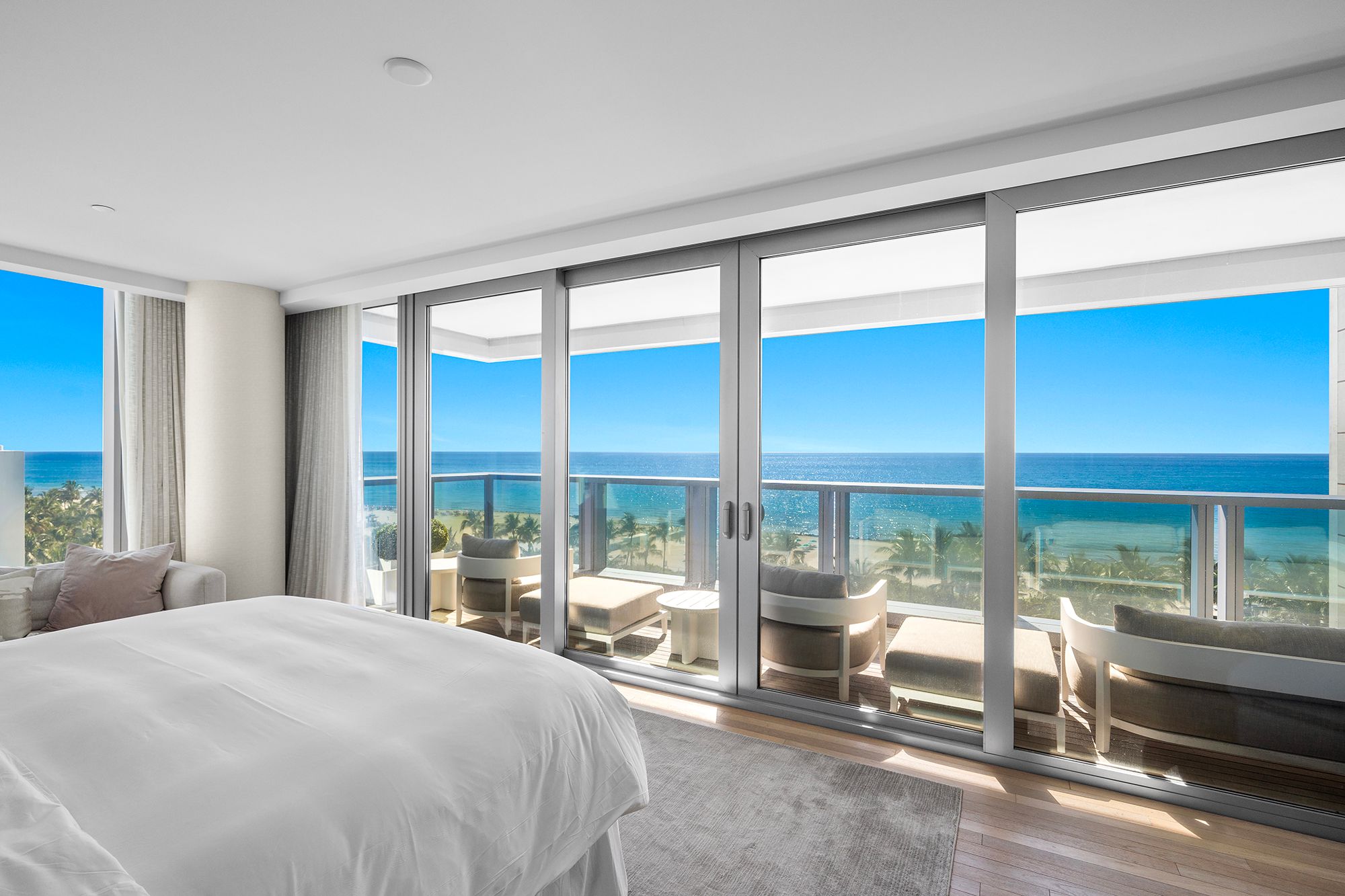 2901 Collins Avenue Miami Beach FL 33140