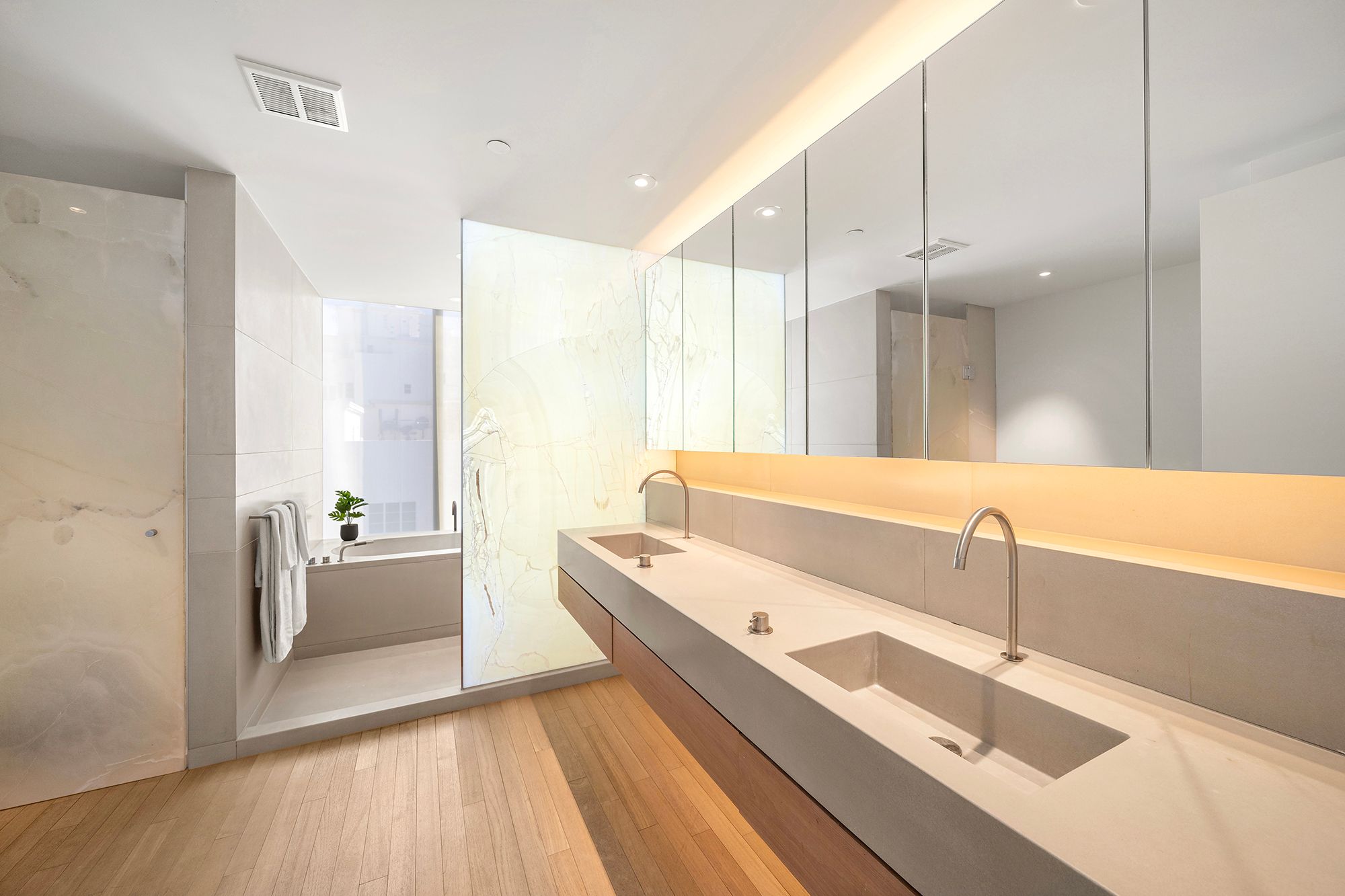 2901 Collins Avenue Miami Beach FL 33140