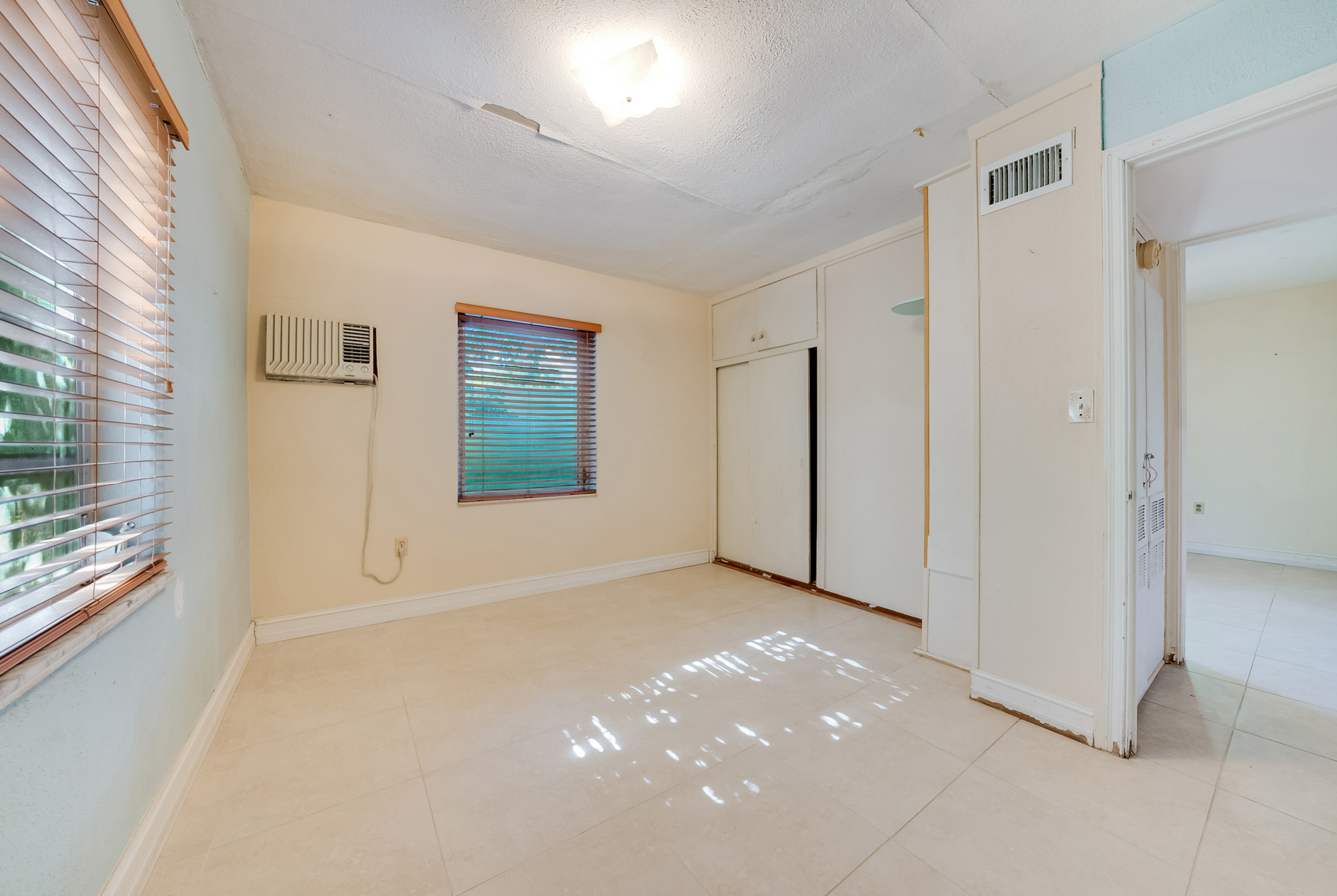 14115 NW 6th Avenue North Miami FL 33168