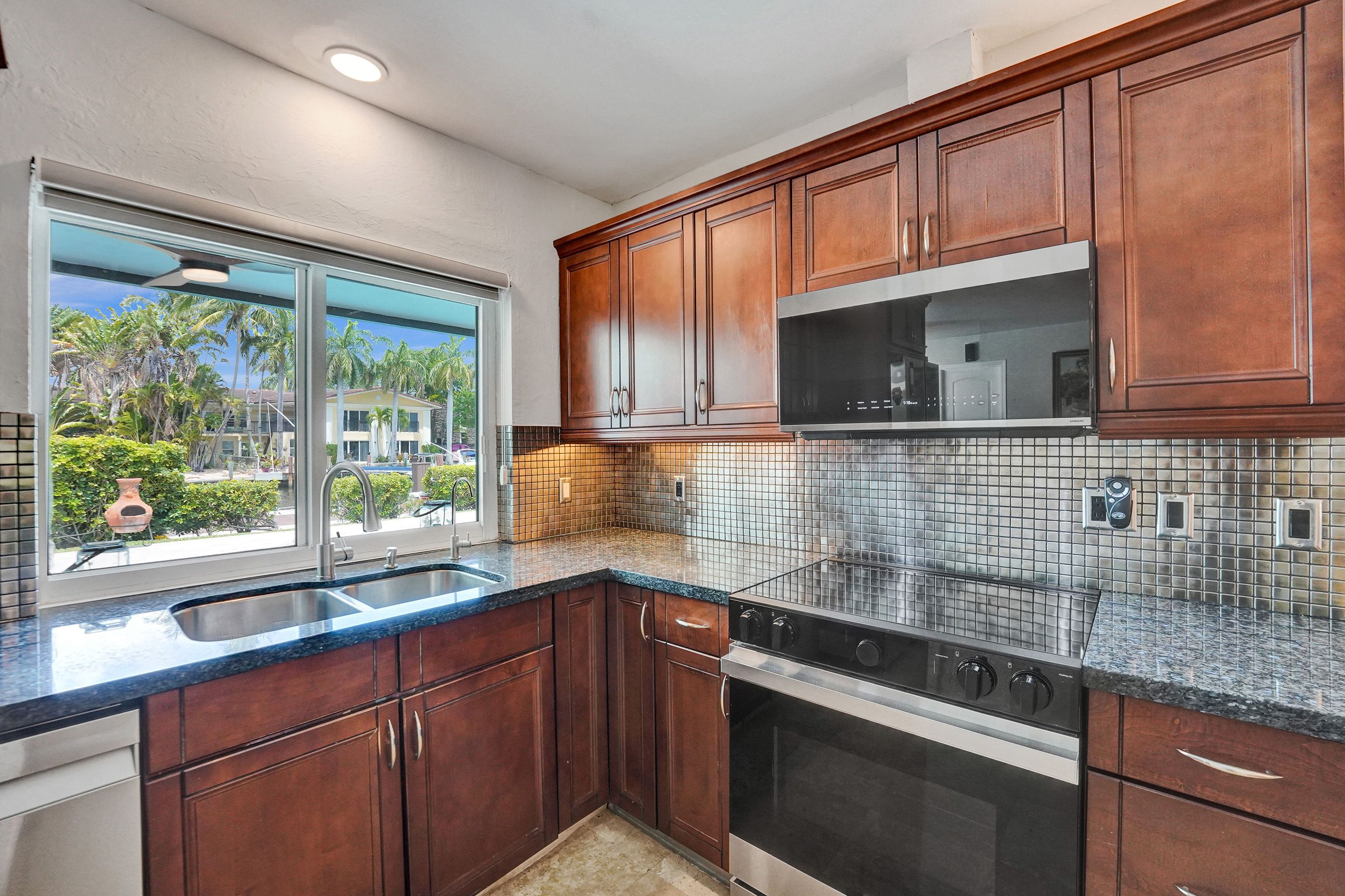 2805 NE 29th Street Fort Lauderdale FL 33306