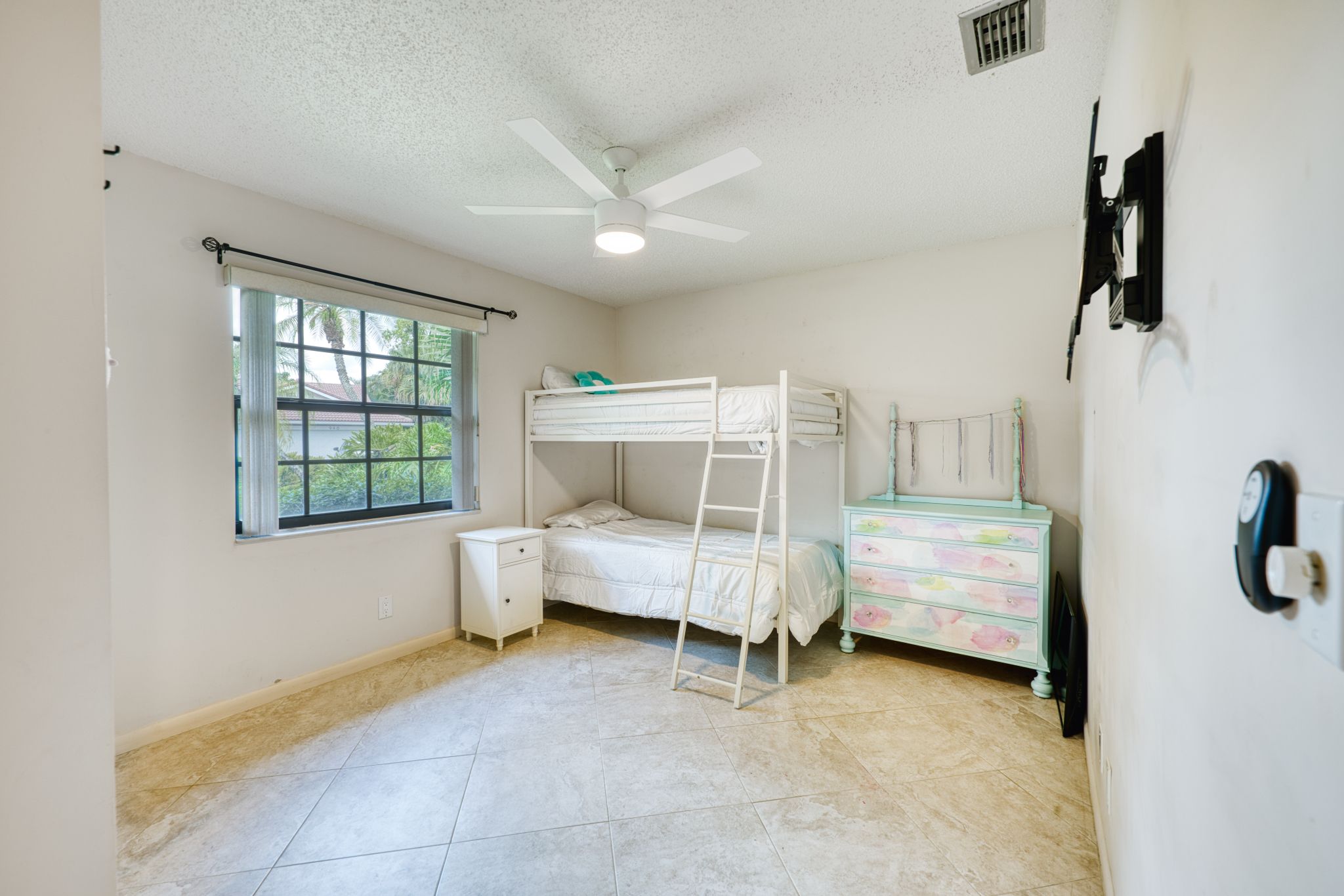 935 NW 110th Lane Coral Springs FL 33071