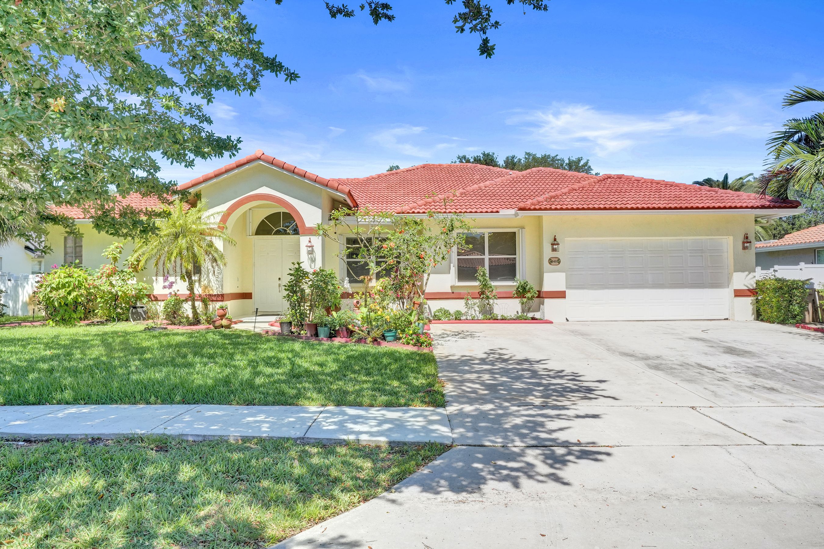4401 SW 74th Terrace Davie FL 33314