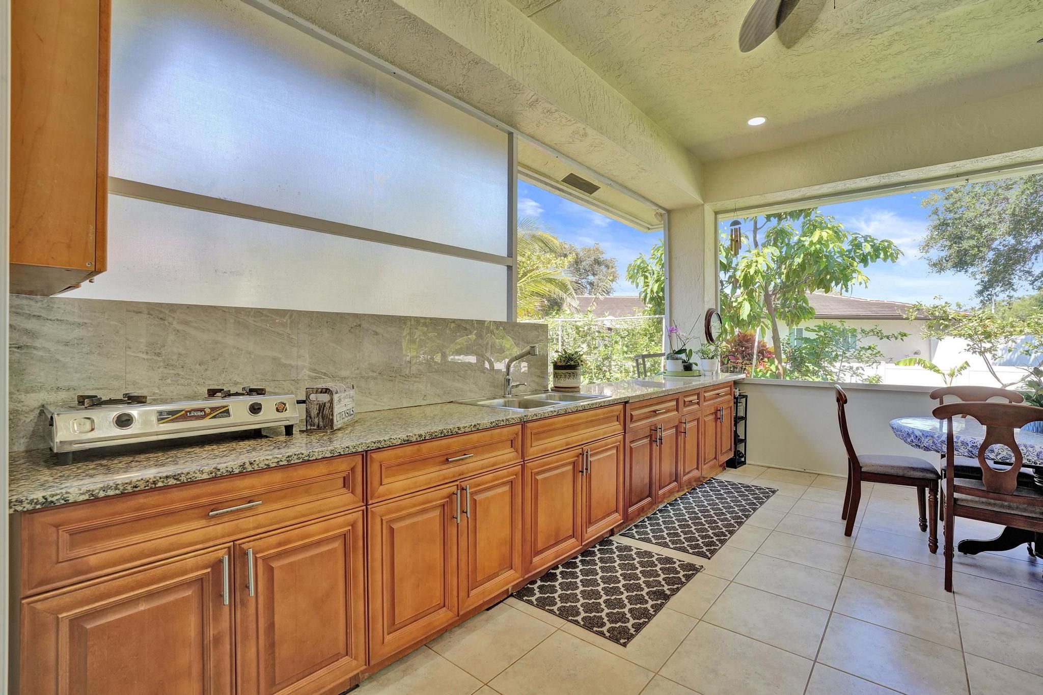 4401 SW 74th Terrace Davie FL 33314