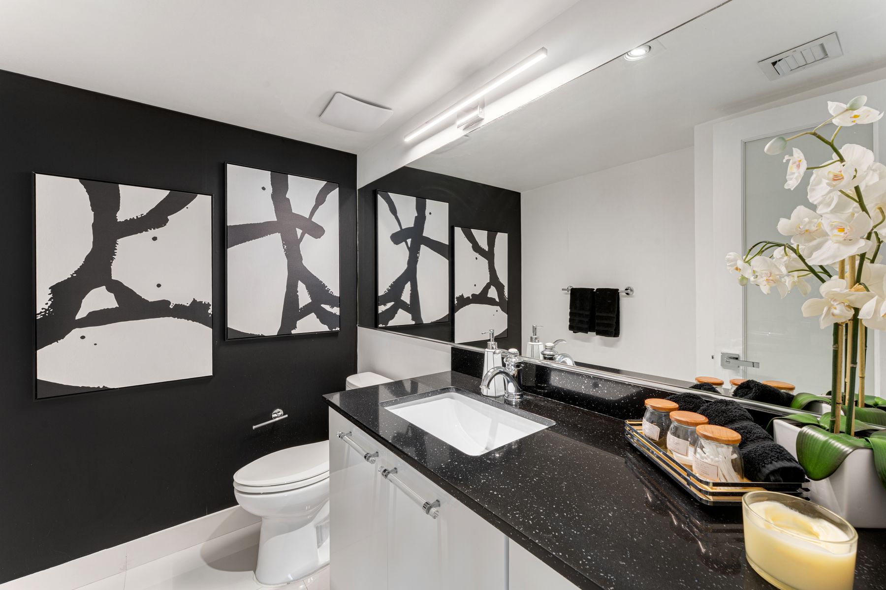 1000 Quayside Terrace Miami FL 33138