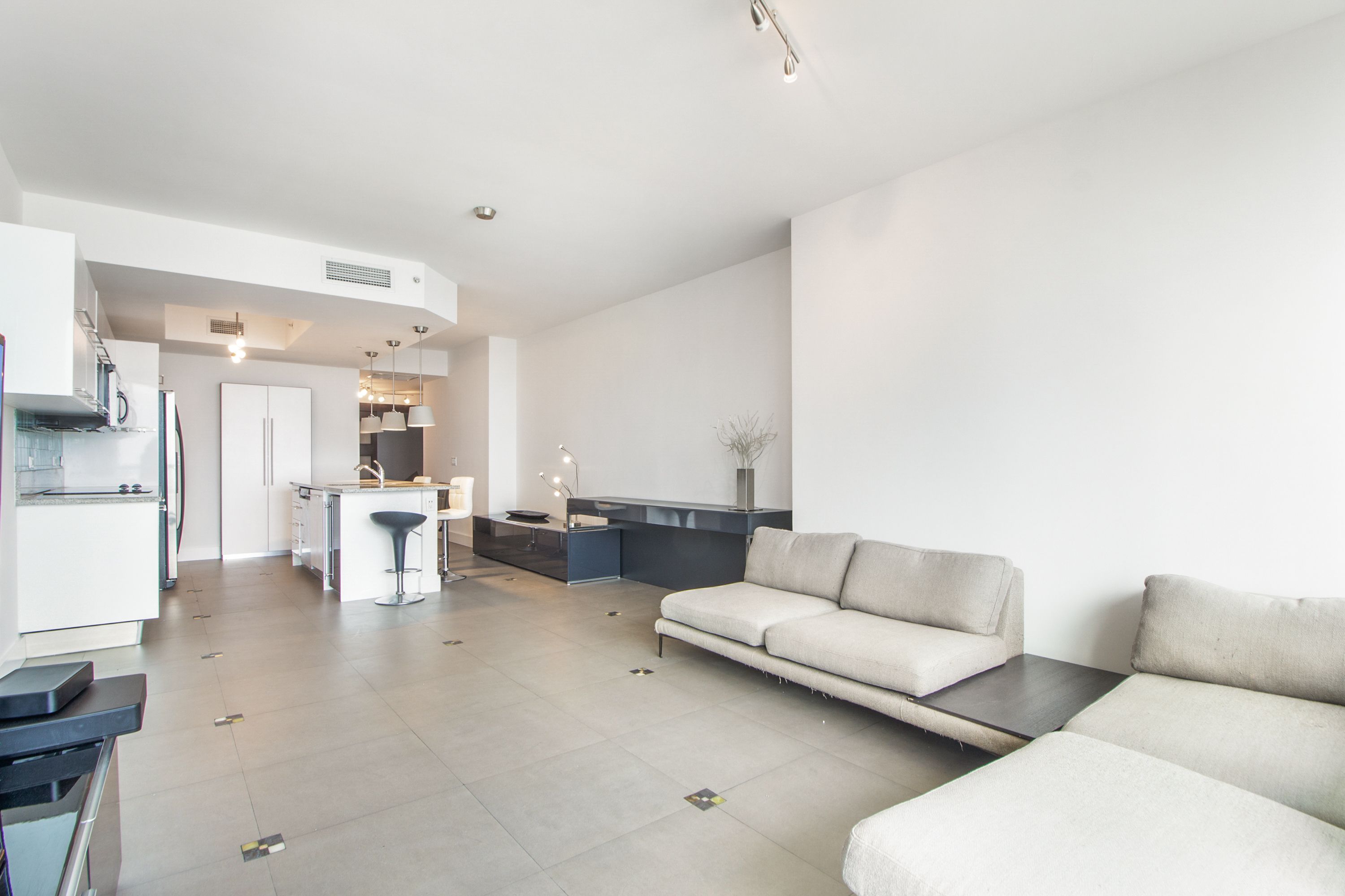 888 Biscayne Boulevard Miami FL 33132