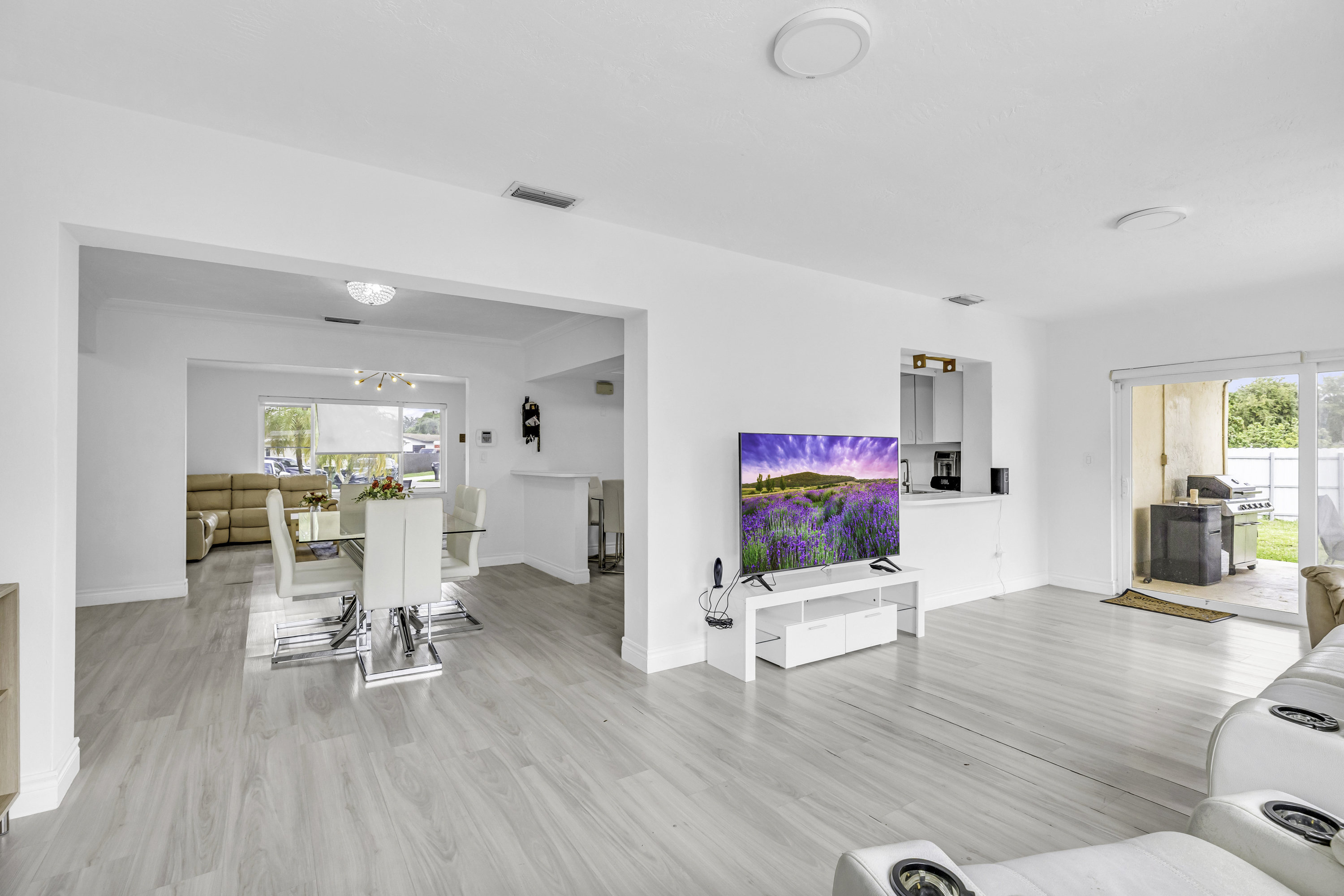 1600 NW 120th Avenue Pembroke Pines FL 33026
