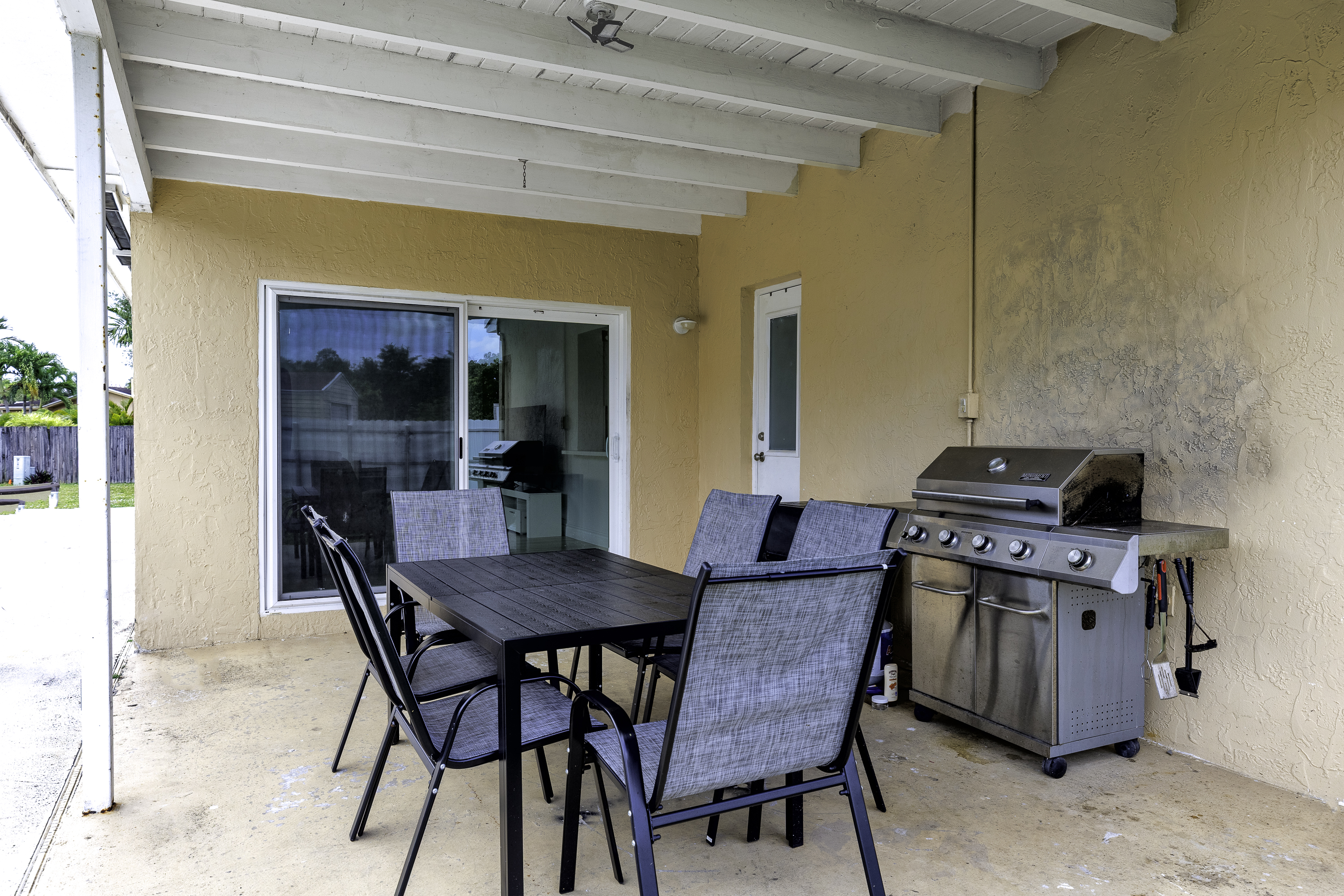 1600 NW 120th Avenue Pembroke Pines FL 33026