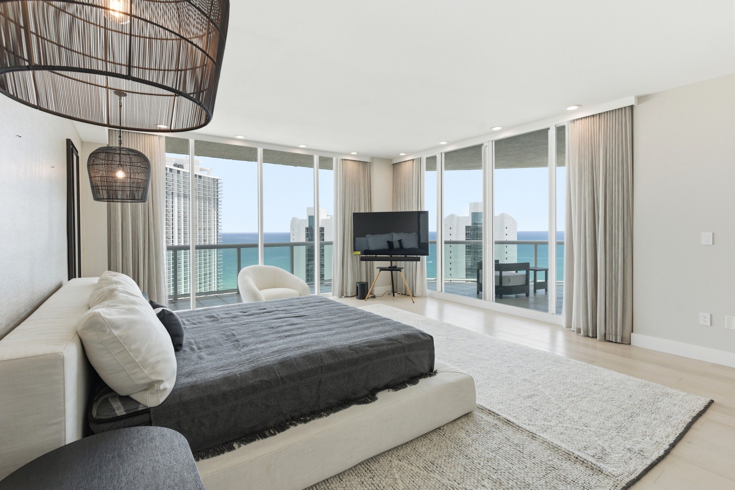 16400 Collins Avenue Sunny Isles Beach FL 33160
