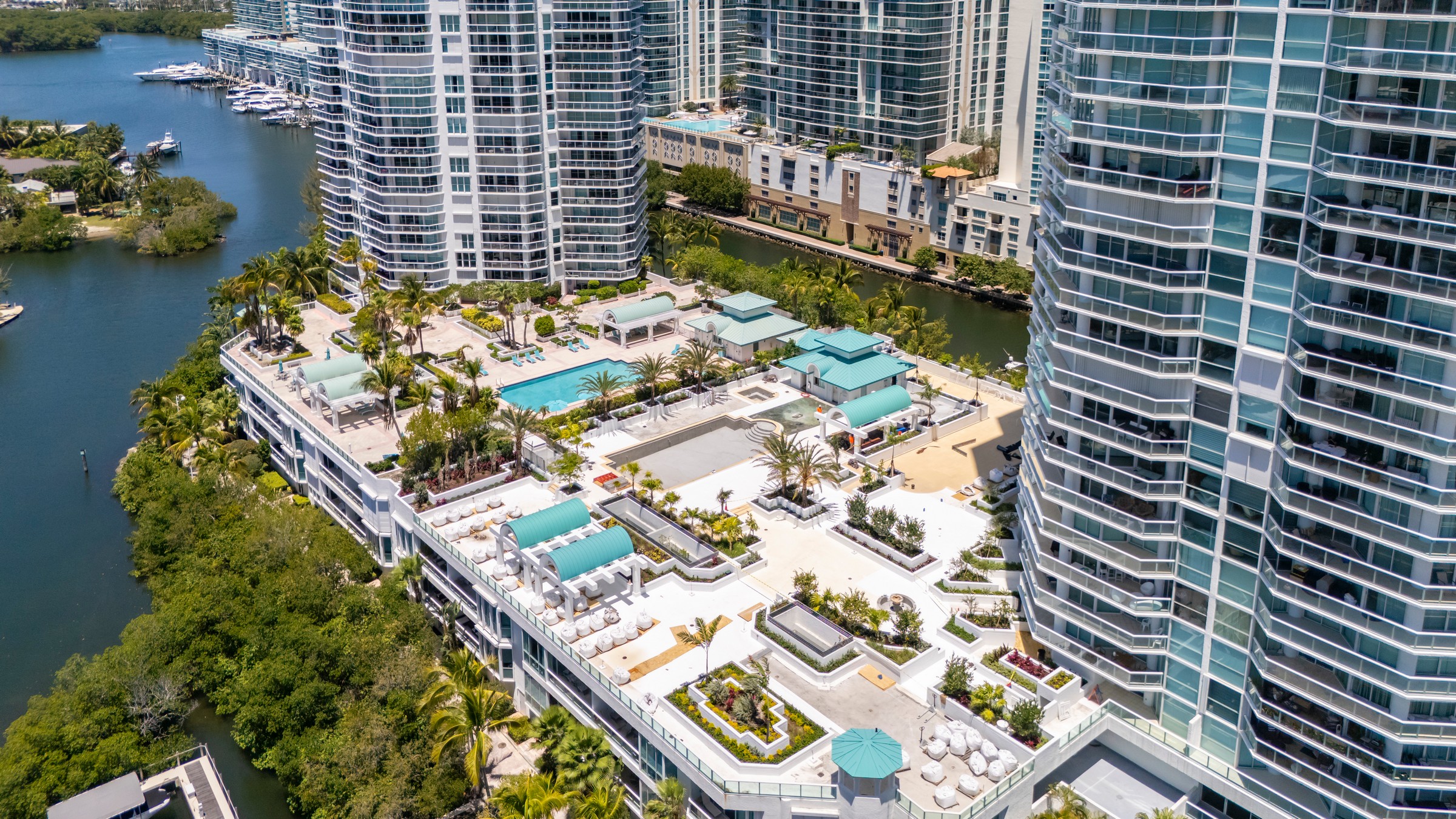 16400 Collins Avenue Sunny Isles Beach FL 33160
