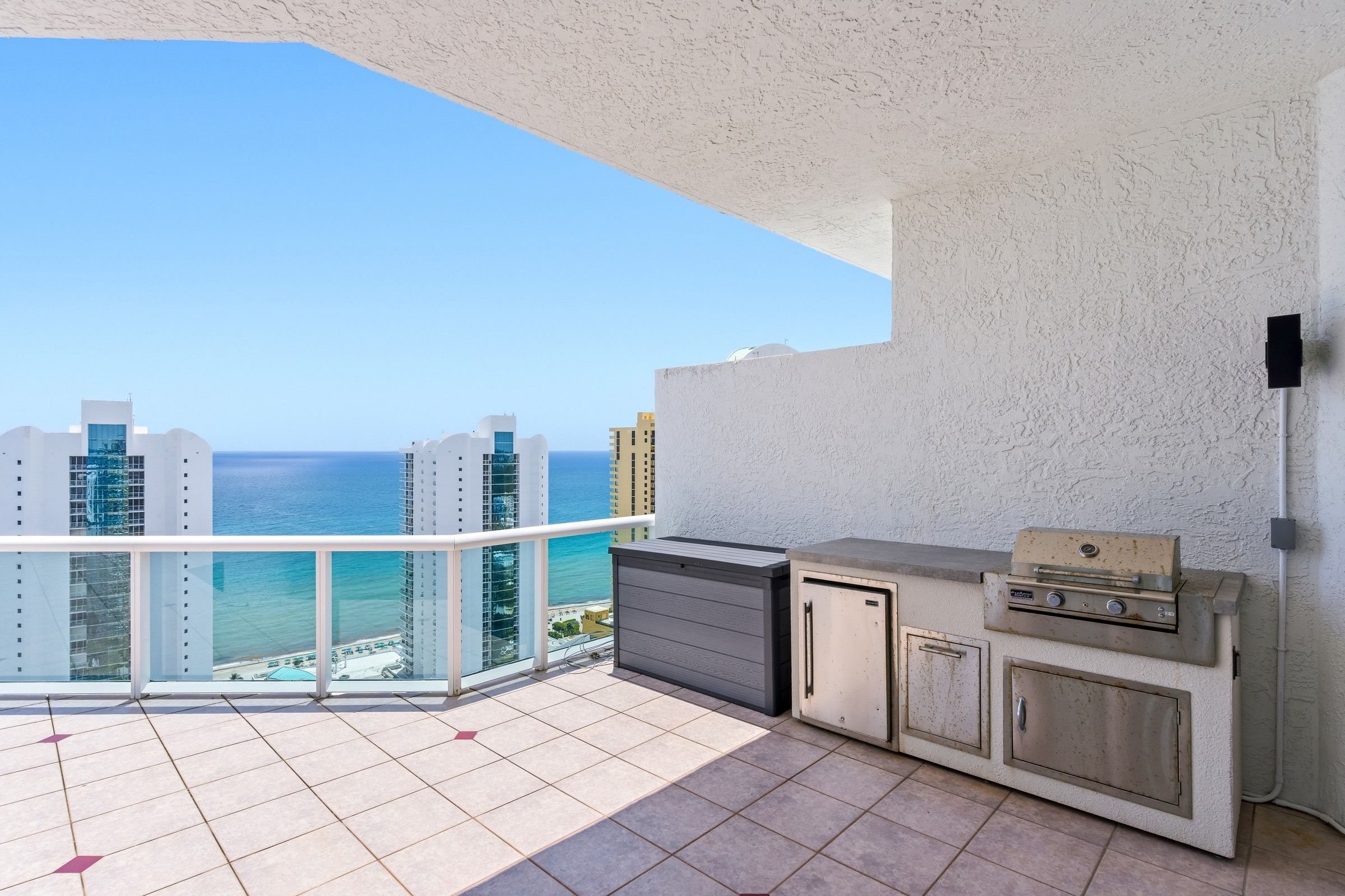 16400 Collins Avenue Sunny Isles Beach FL 33160