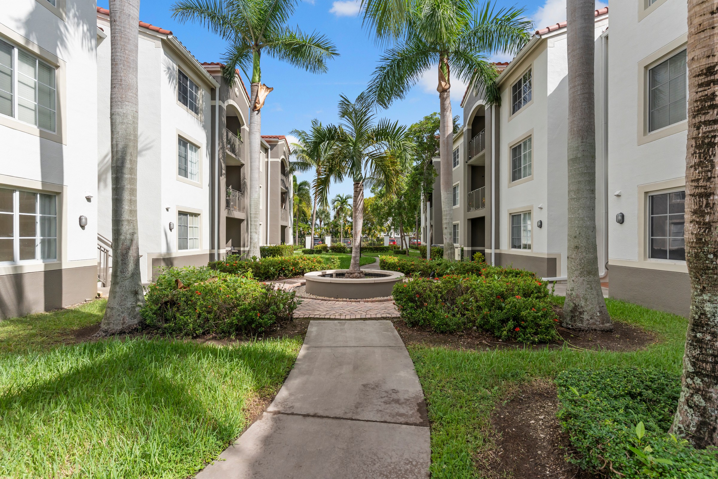 6861 SW 44th Street Miami FL 33155