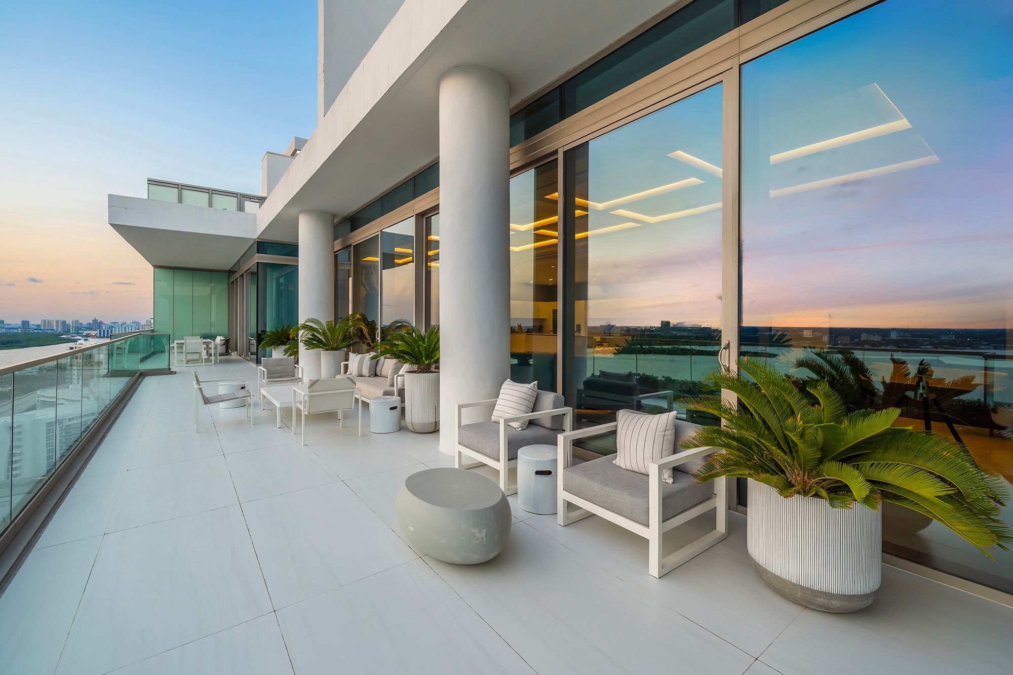 10201 Collins Avenue Bal Harbour FL 33154
