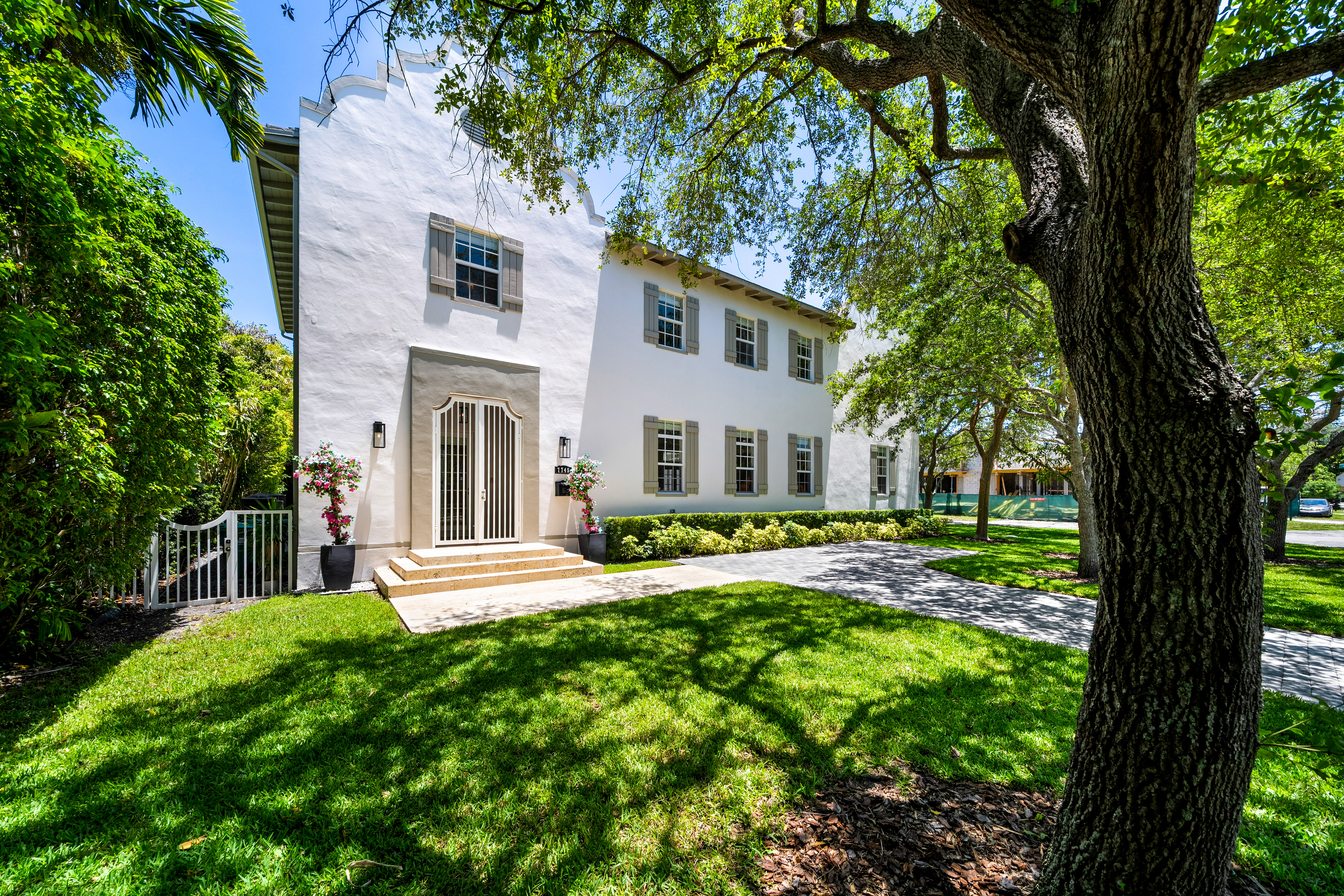 7745 SW 54th Avenue Miami FL 33143