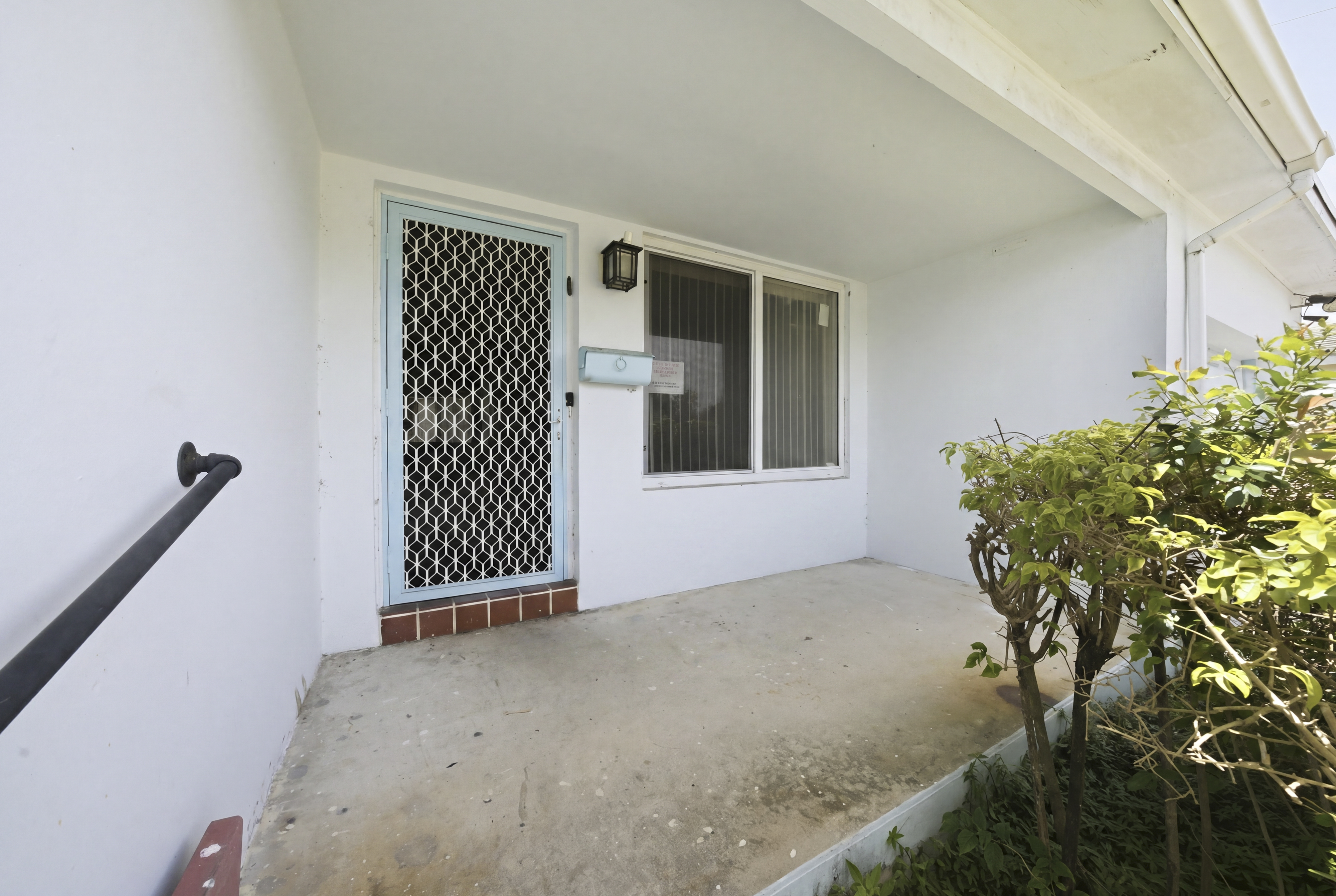 2300 N 57th Terrace Hollywood FL 33021