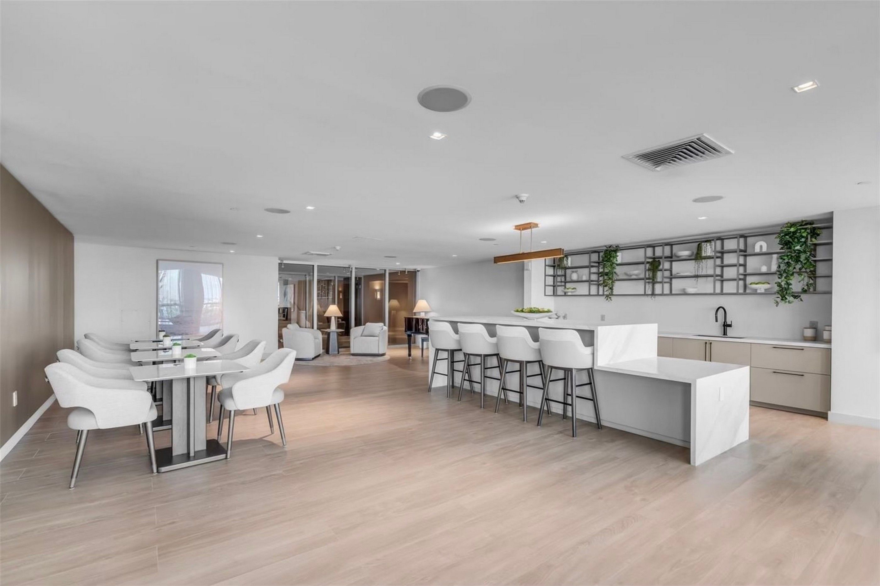 900 Biscayne Boulevard Miami FL 33132