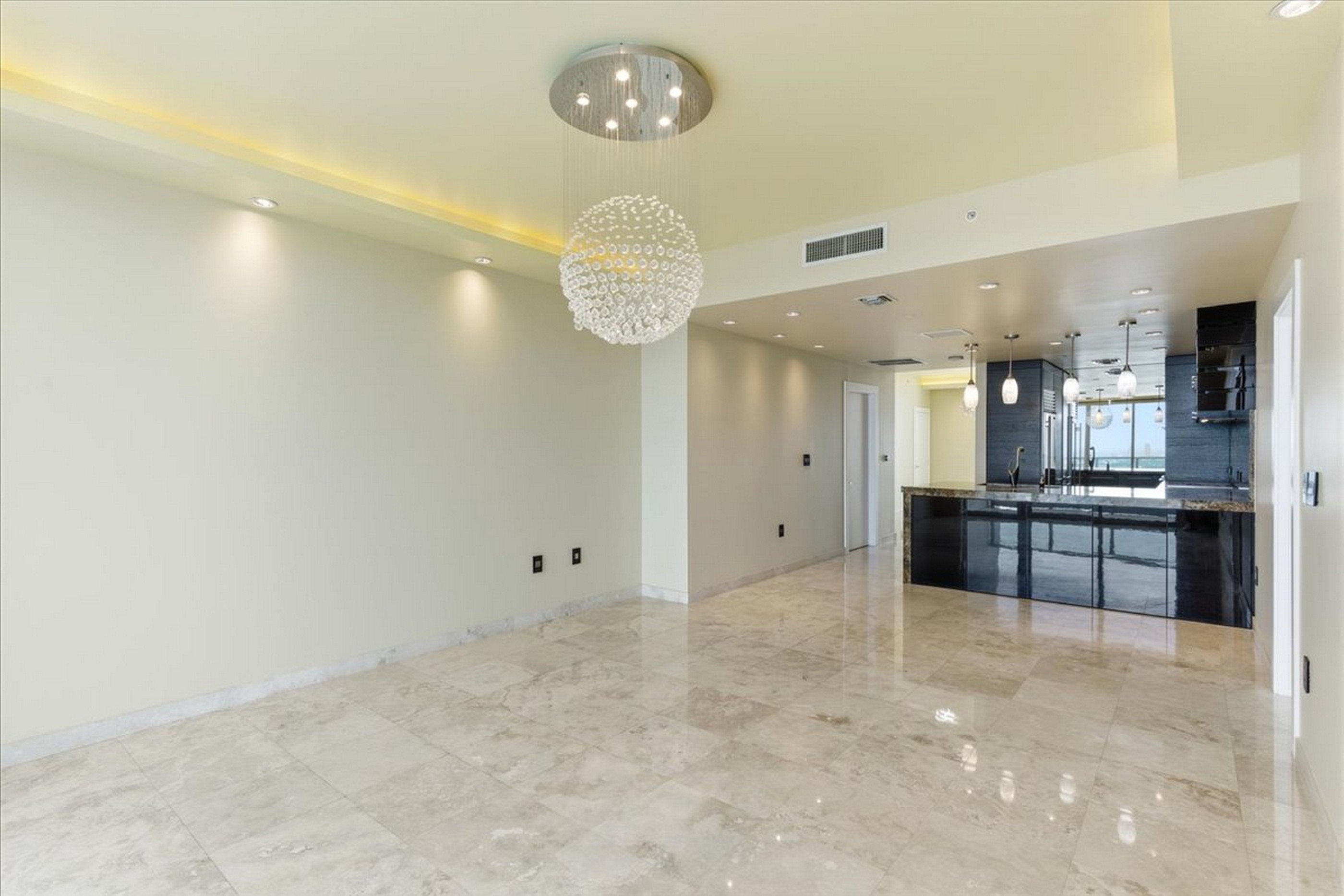 900 Biscayne Boulevard Miami FL 33132