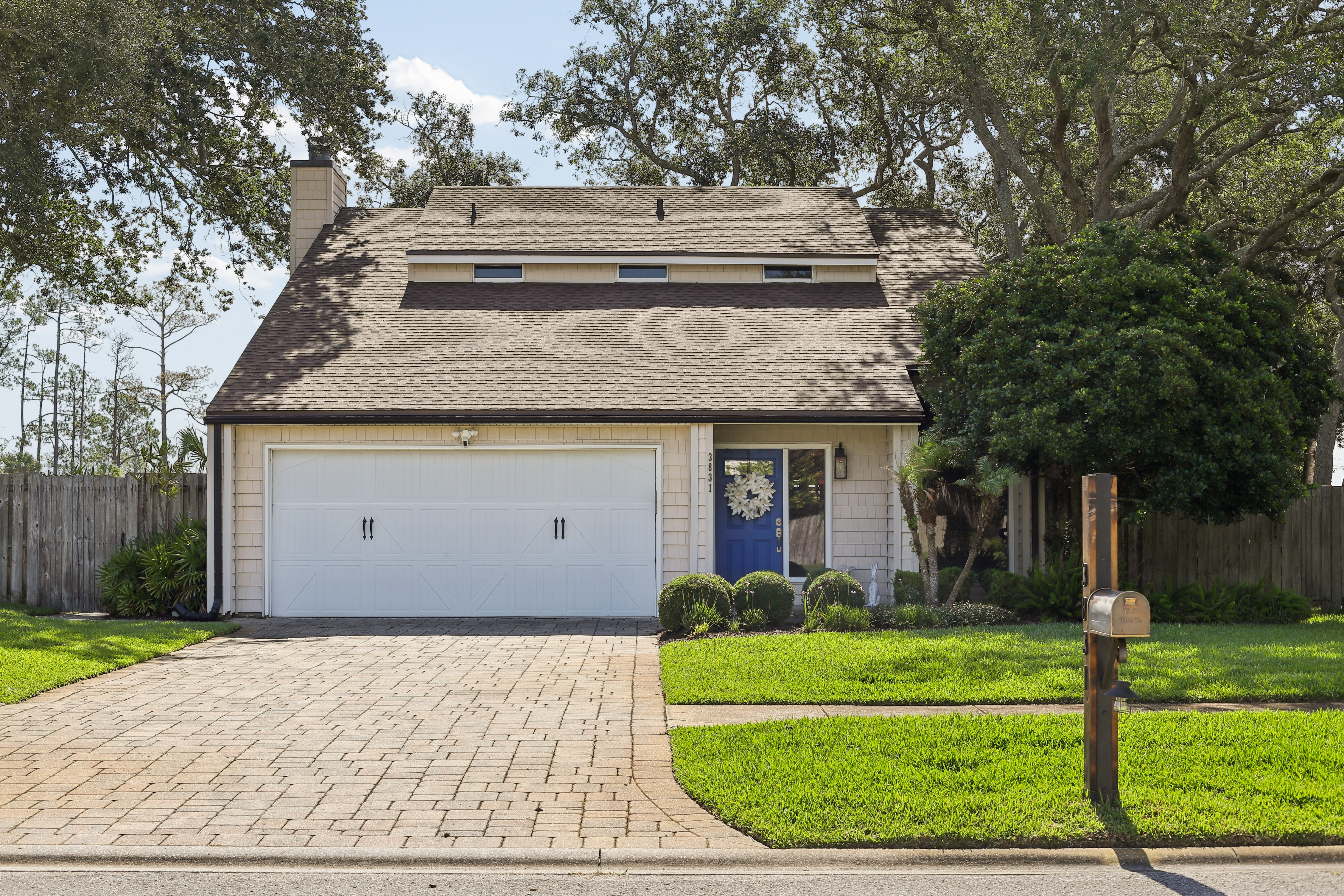 3831 Luth Drive E Jacksonville FL 32250
