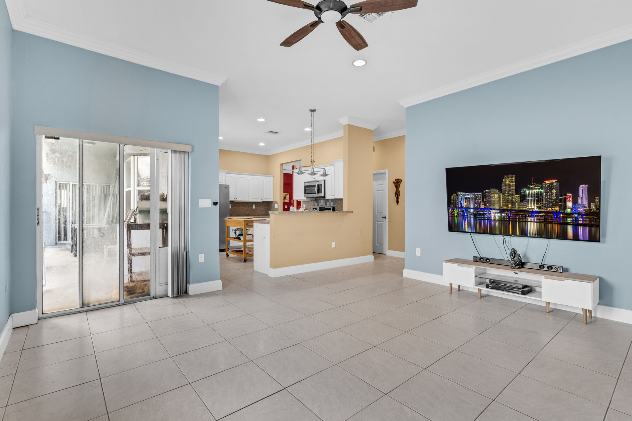 7950 SW 196th Terrace Cutler Bay FL 33189
