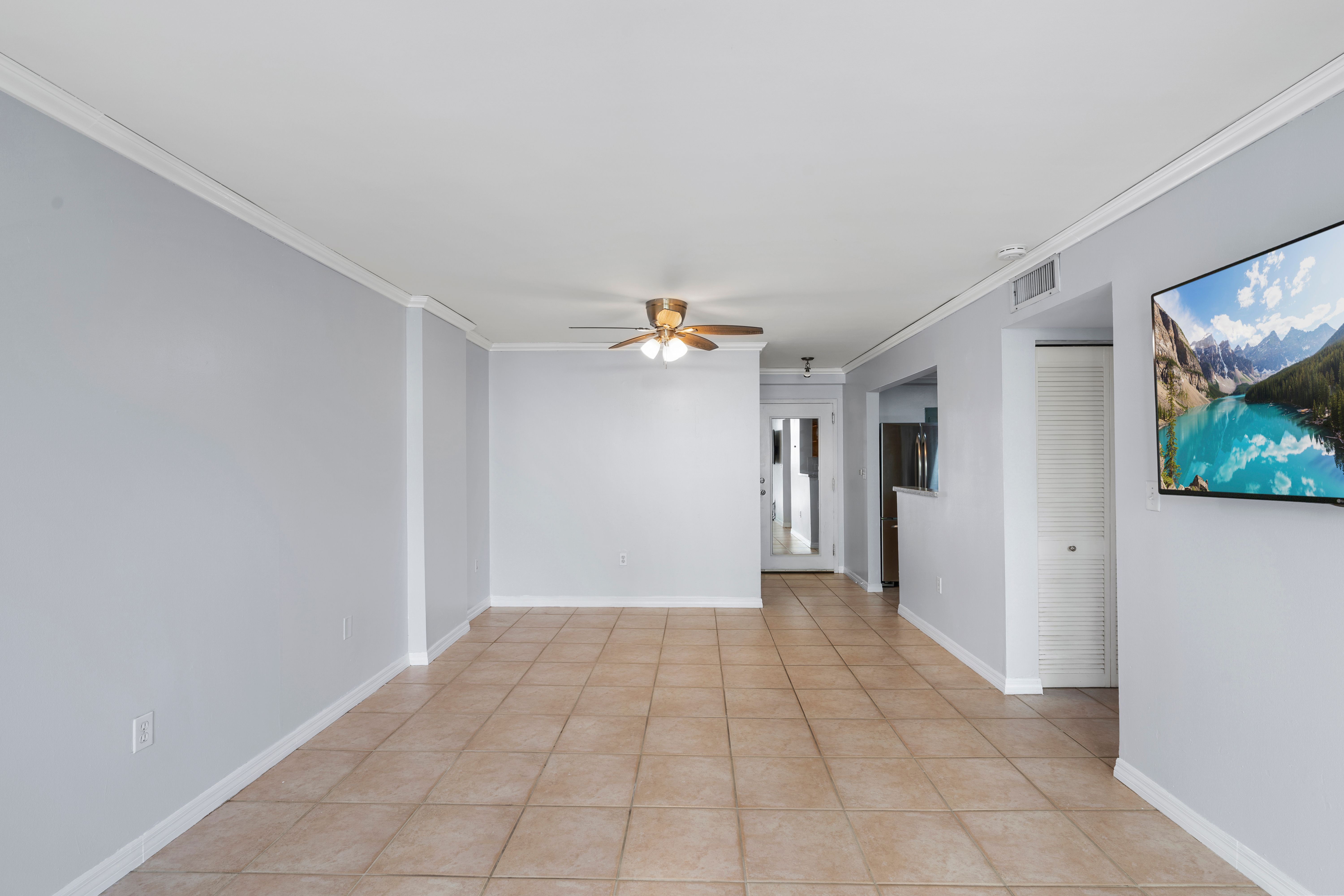 1605 Bay Road Miami Beach FL 33139