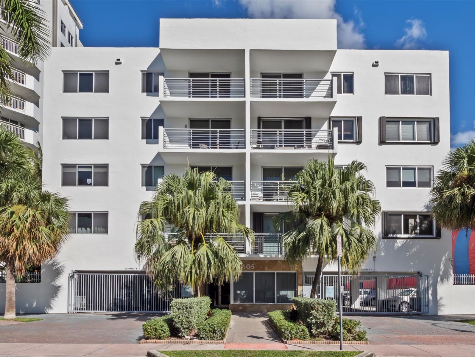 1605 Bay Road Miami Beach FL 33139