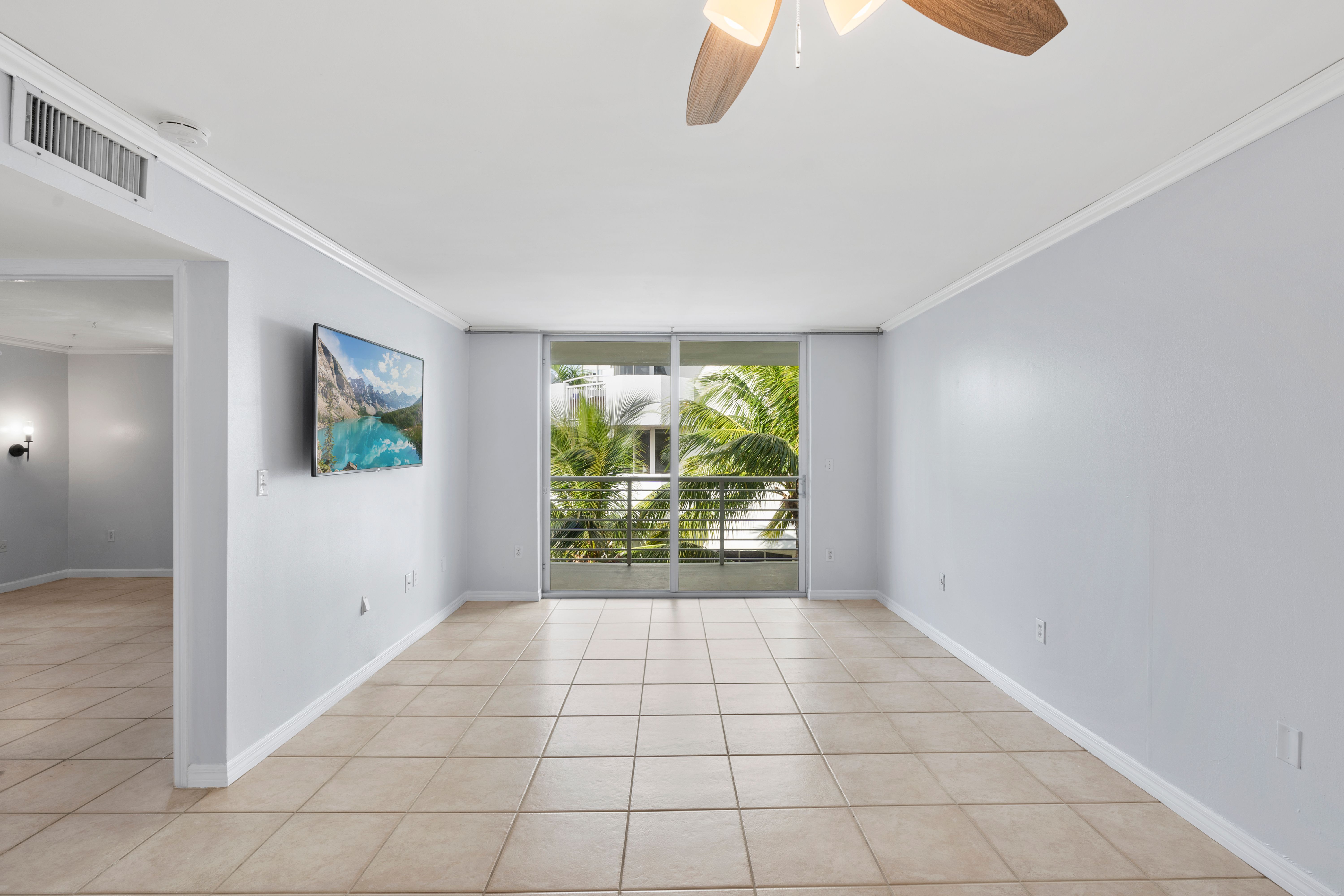 1605 Bay Road Miami Beach FL 33139