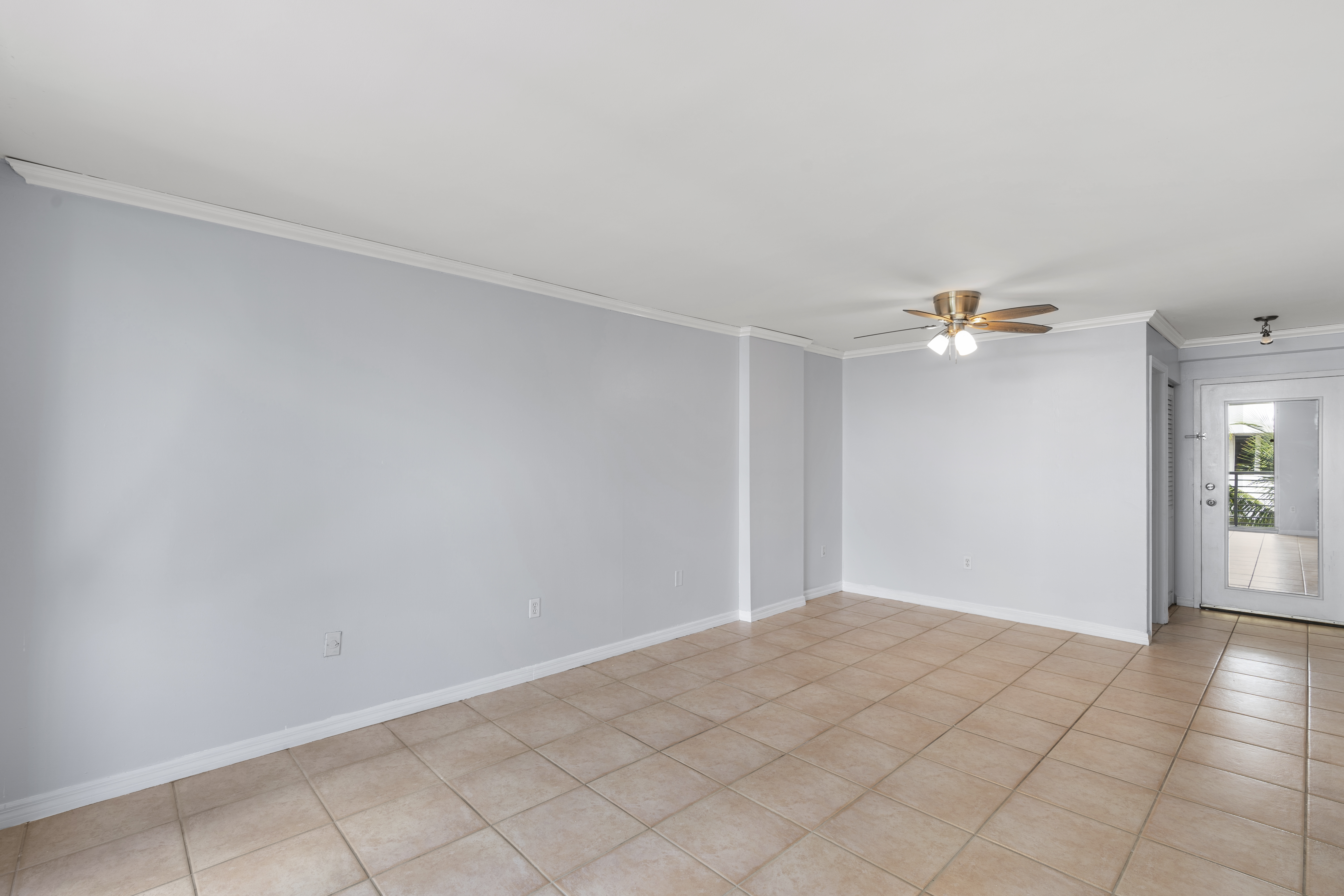 1605 Bay Road Miami Beach FL 33139