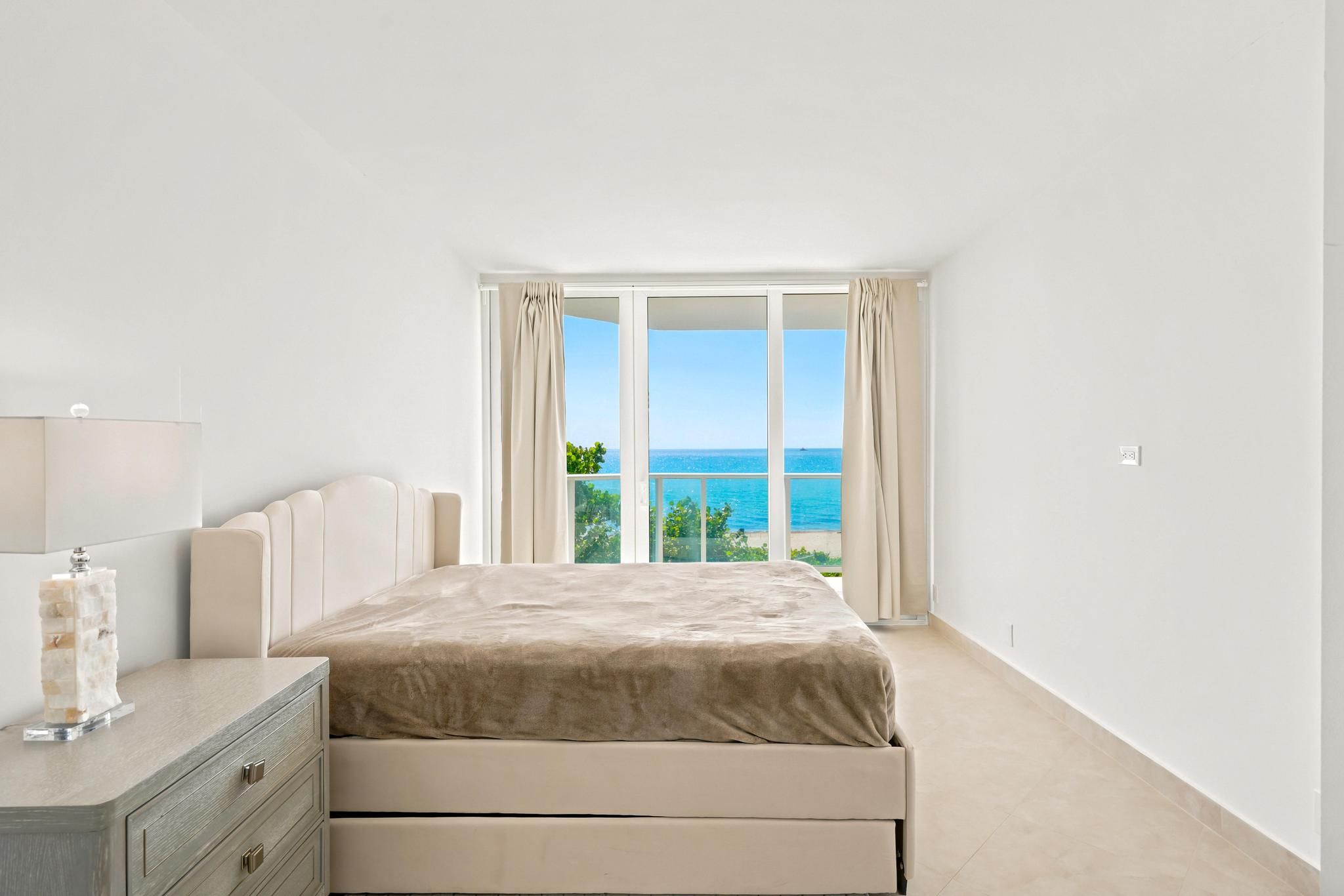 16485 Collins Avenue Sunny Isles Beach FL 33160