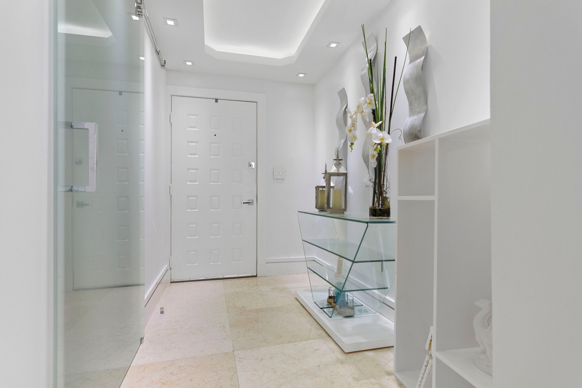 6061 Collins Avenue Miami Beach FL 33140