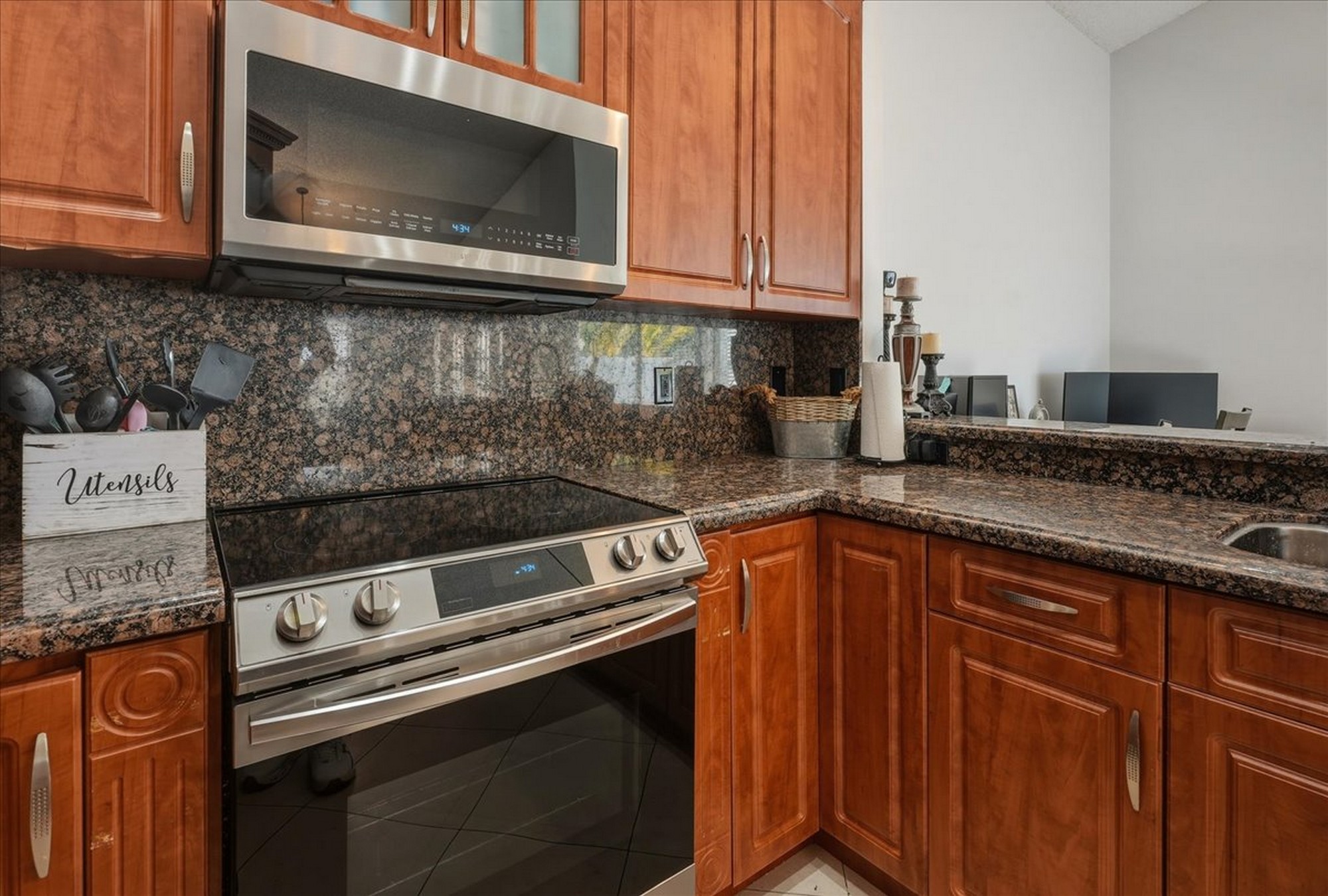 345 Somerset Way Weston FL 33326