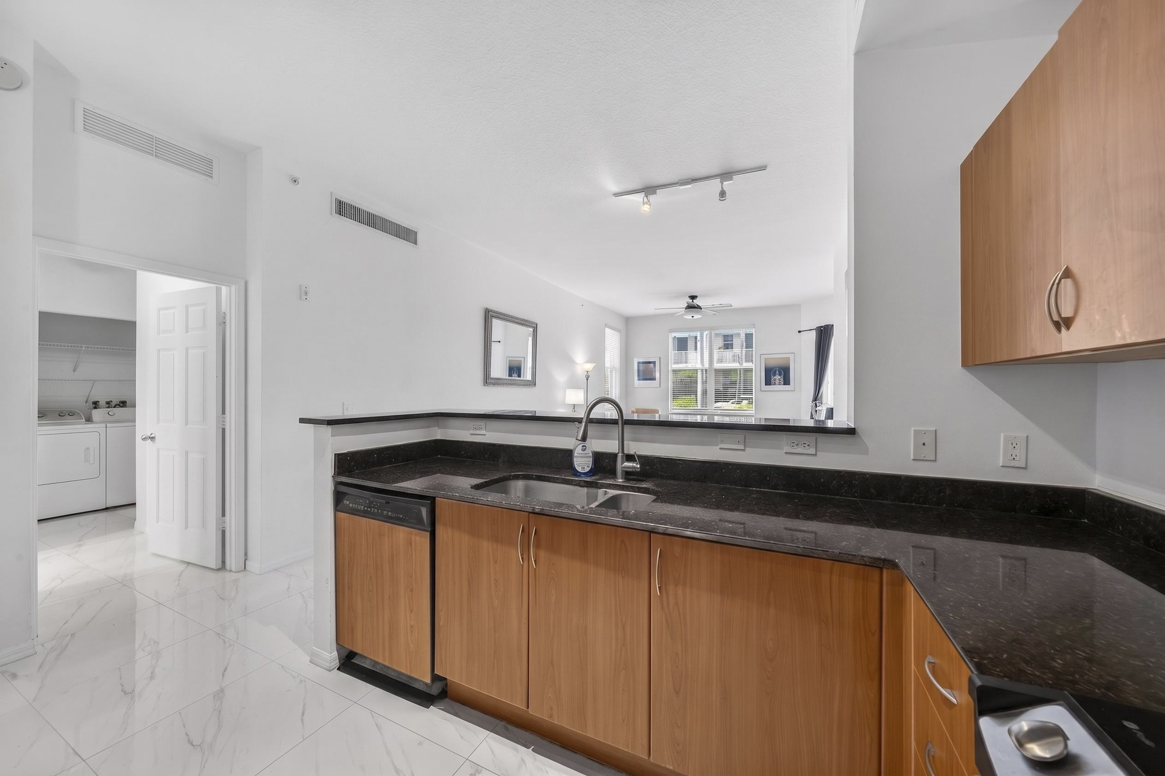804 E Windward Way Lantana FL 33462