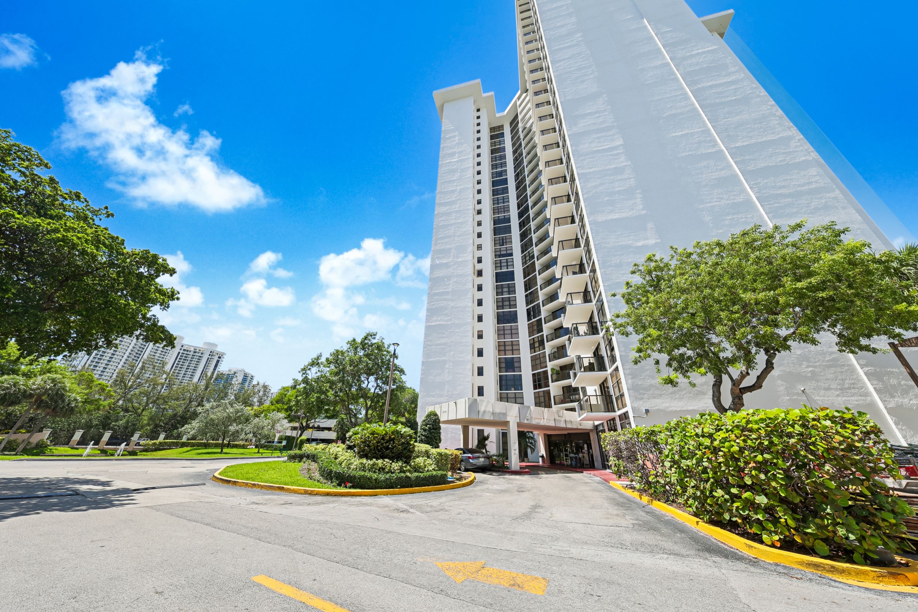 18181 NE 31st Court Aventura FL 33160
