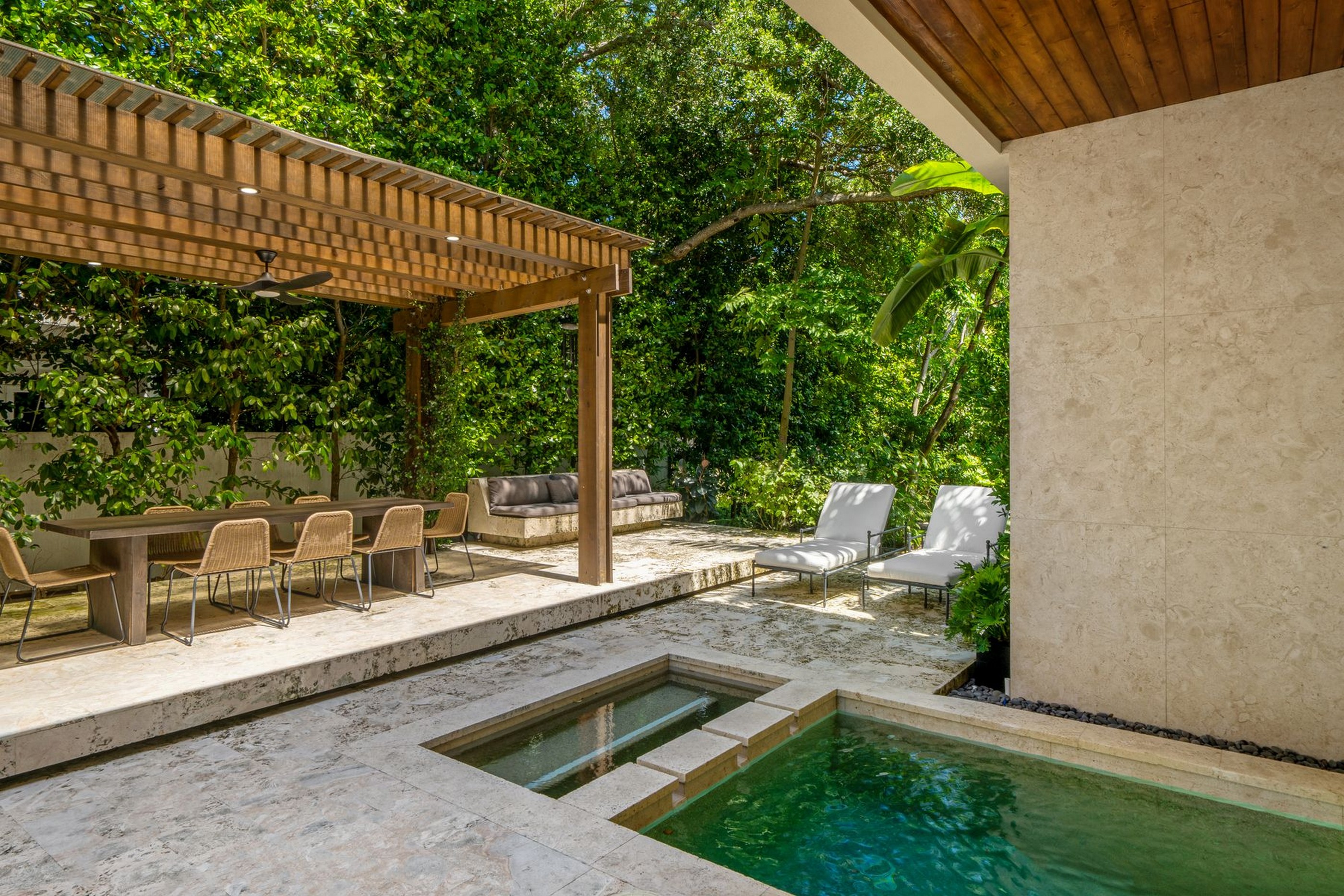 7851 SW 48th Place Miami FL 33143