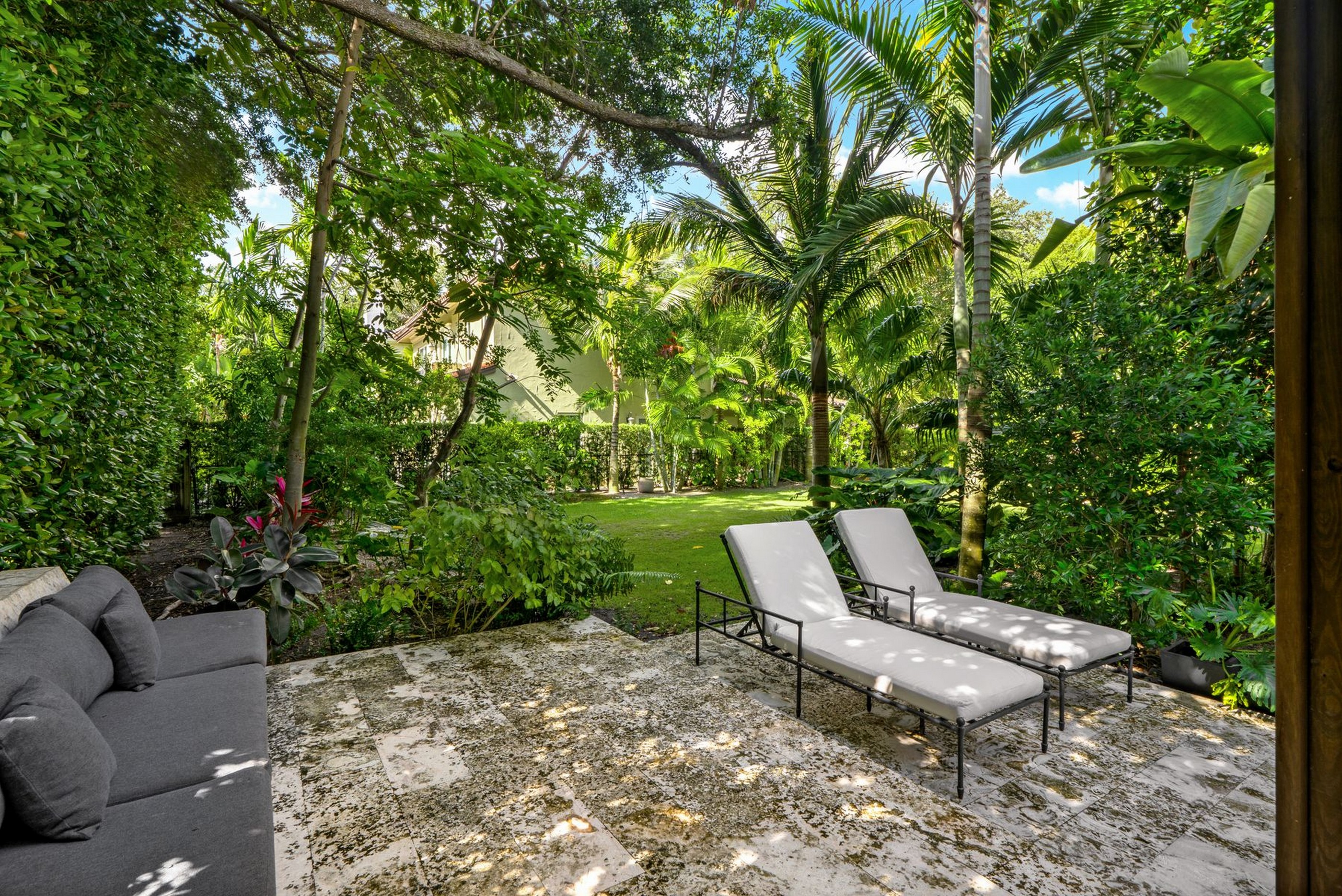 7851 SW 48th Place Miami FL 33143