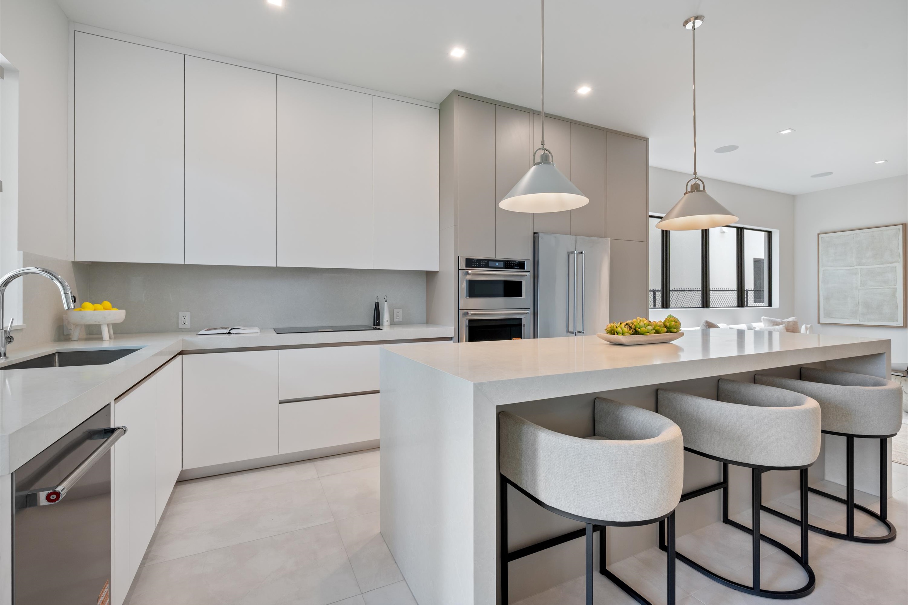 2747 SW 23rd Terrace Miami FL 33145