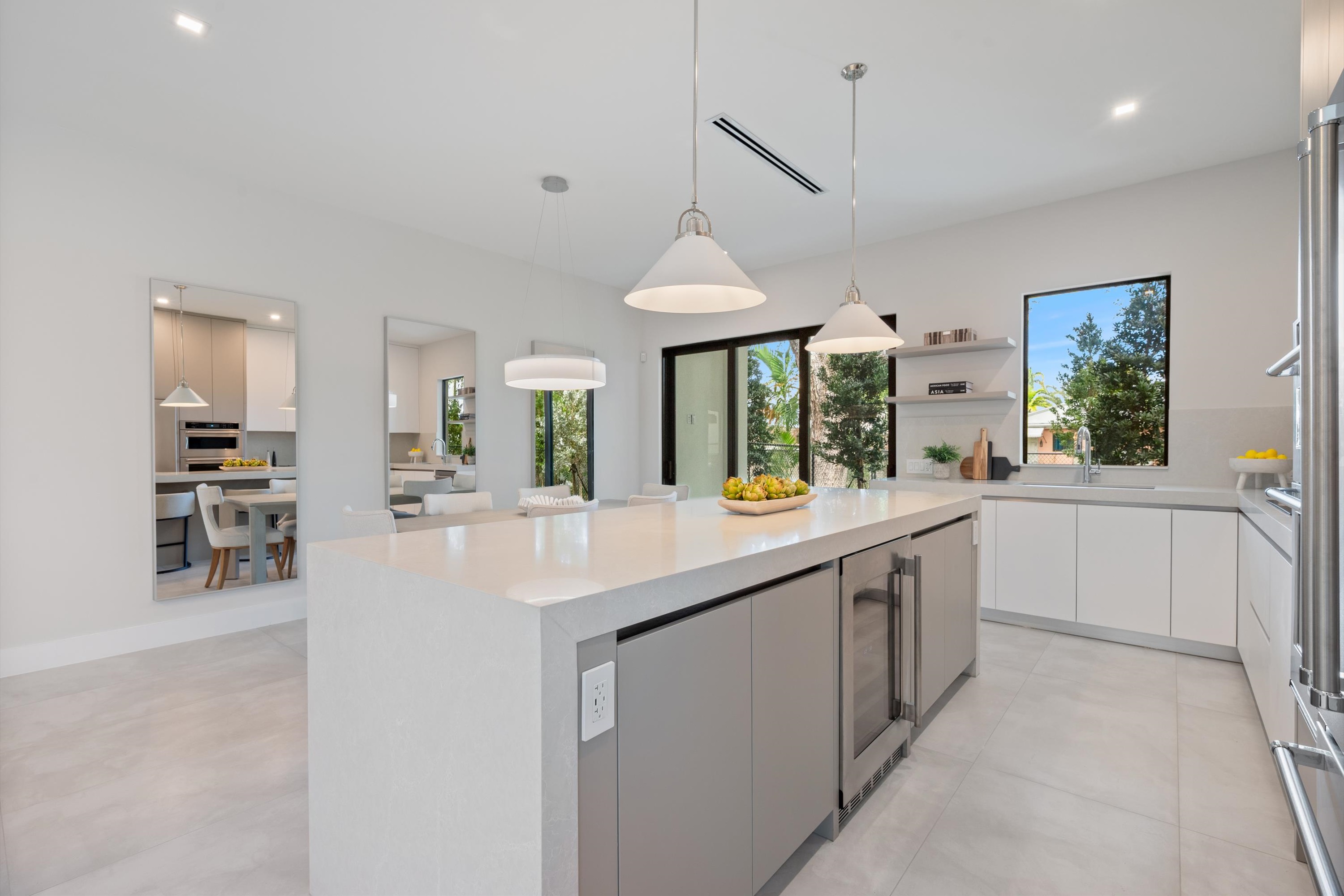 2747 SW 23rd Terrace Miami FL 33145
