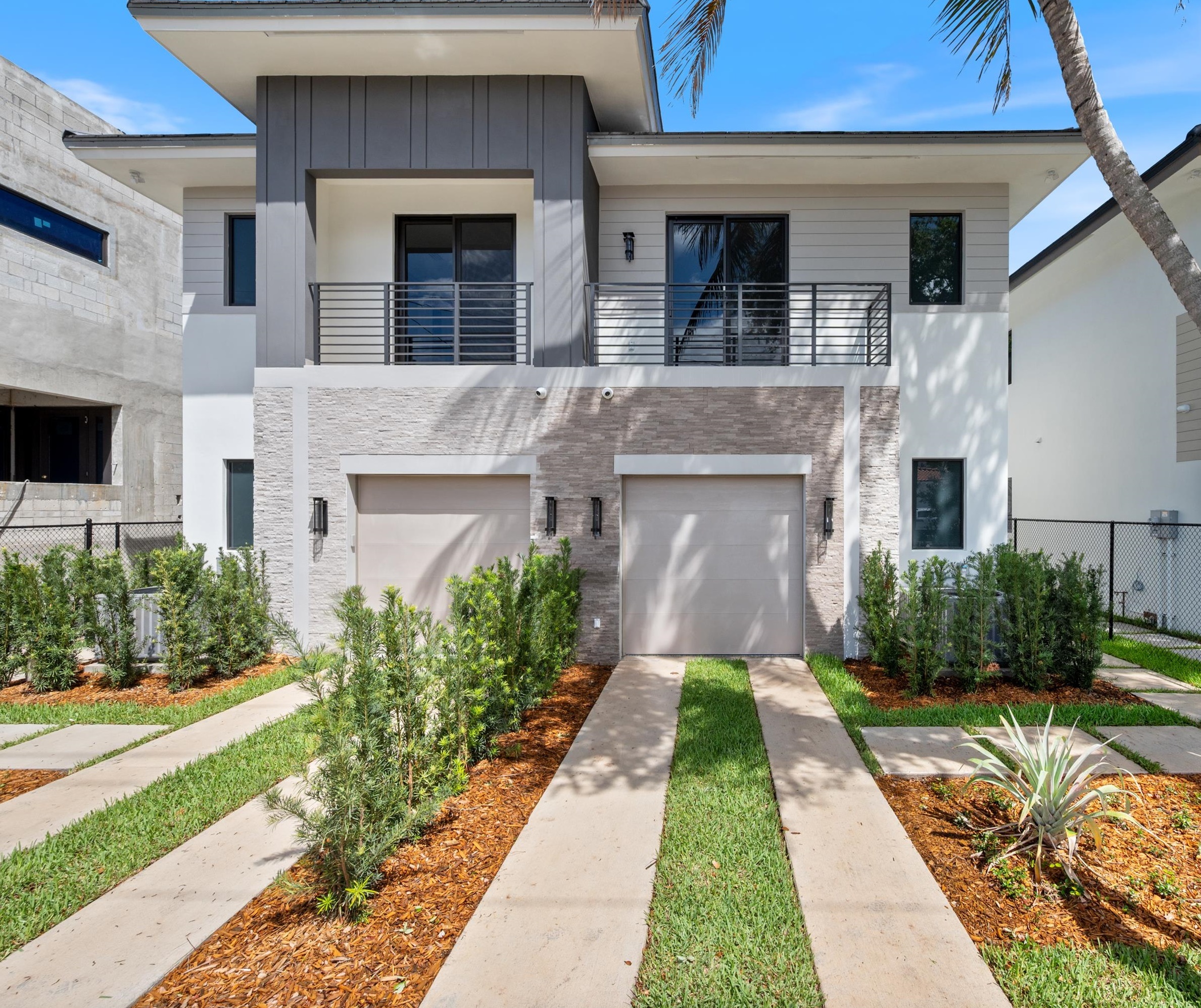 2747 SW 23rd Terrace Miami FL 33145