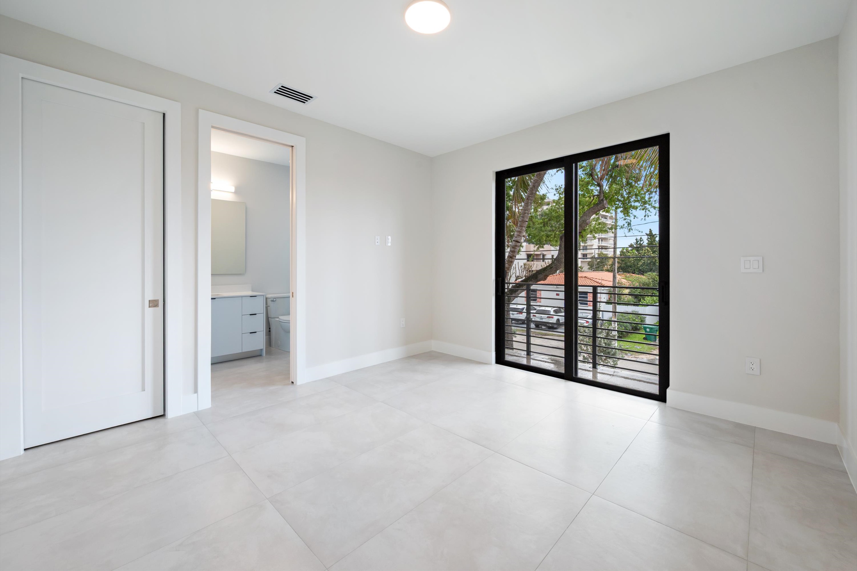 2747 SW 23rd Terrace Miami FL 33145