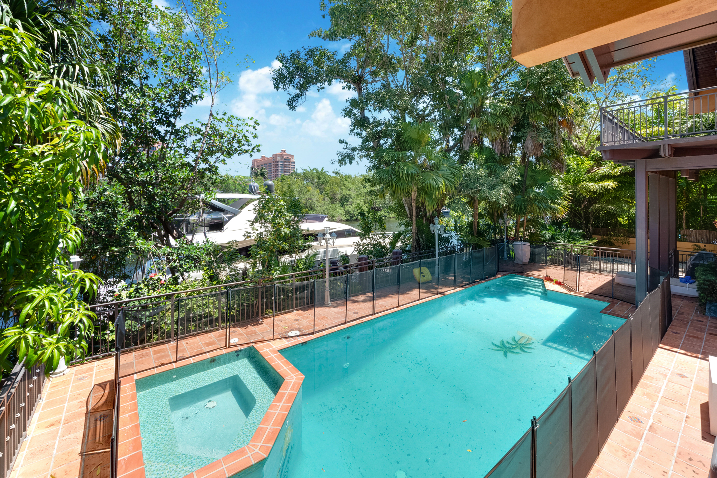 6960 Mira Flores Avenue Coral Gables FL 33143